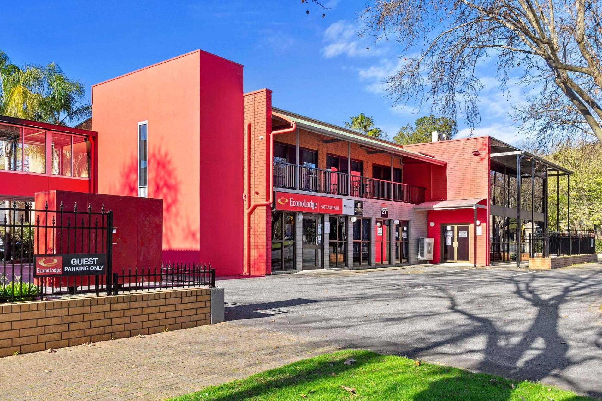 4 Top-Rated Cheap & Budget Hotels In Adelaide