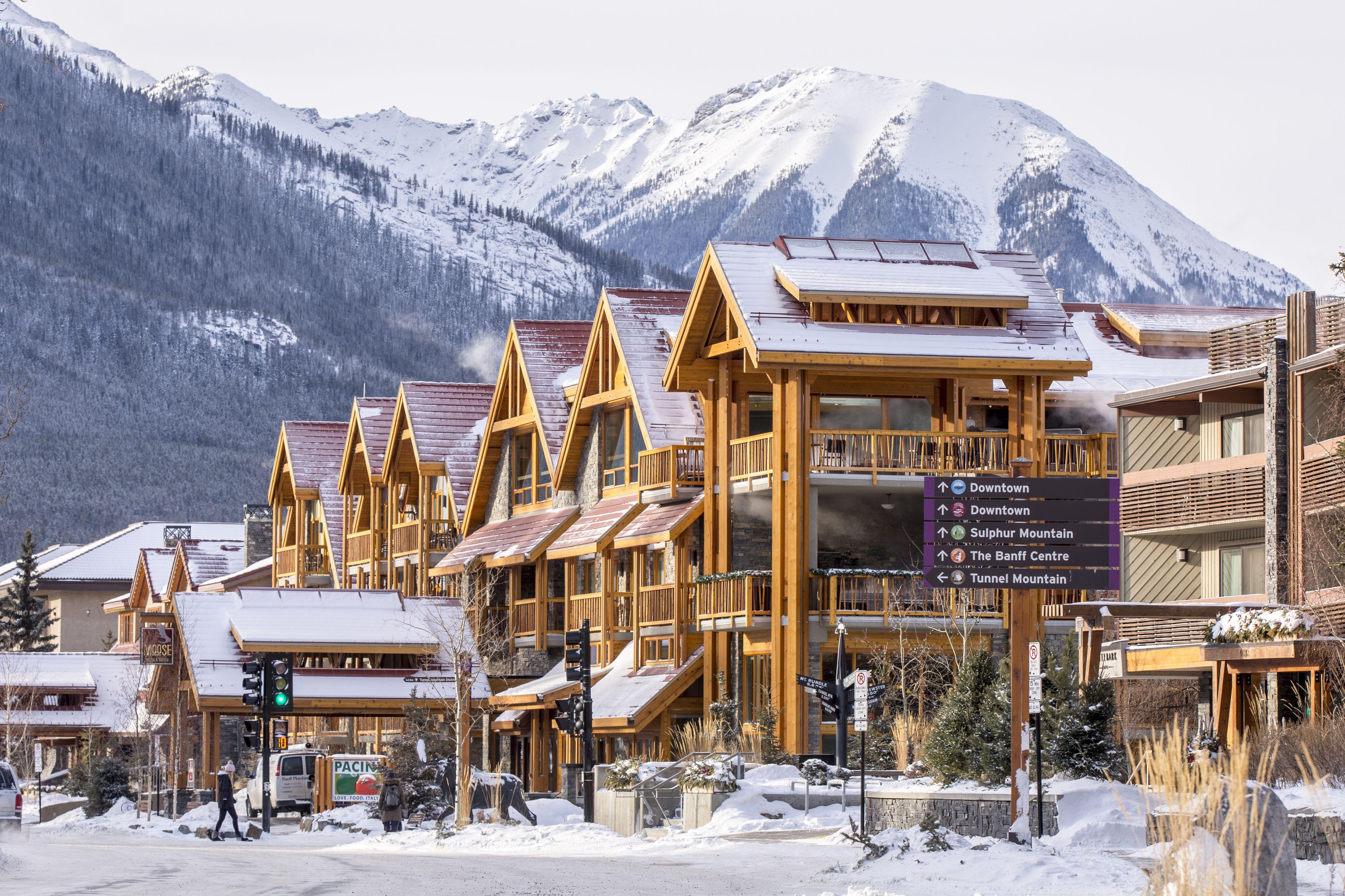 4 Central Hotels Near Banff Park Museum Worth Booking Now