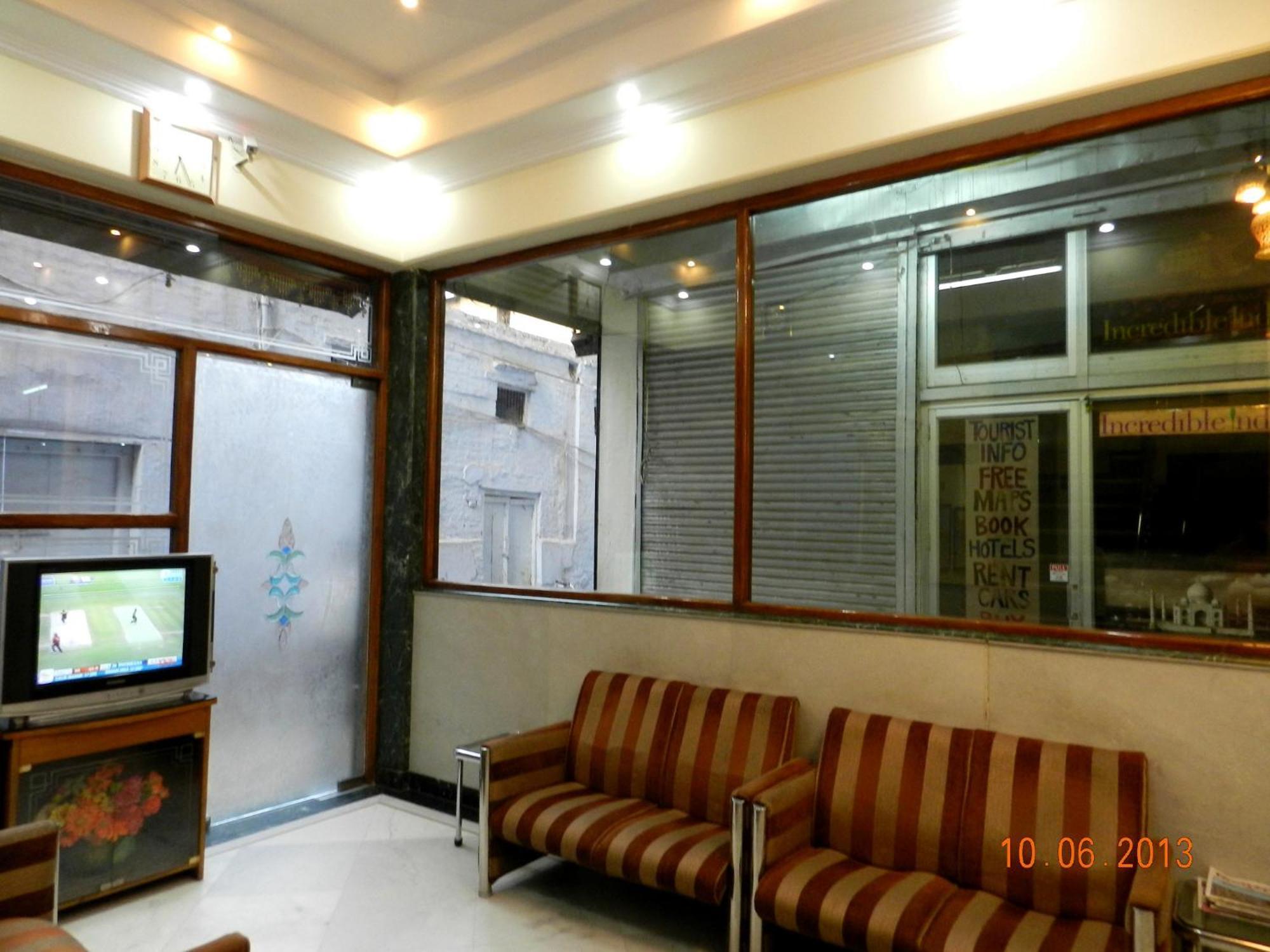 9 Cheap Hotels in Central Delhi for Smart Budget Travel