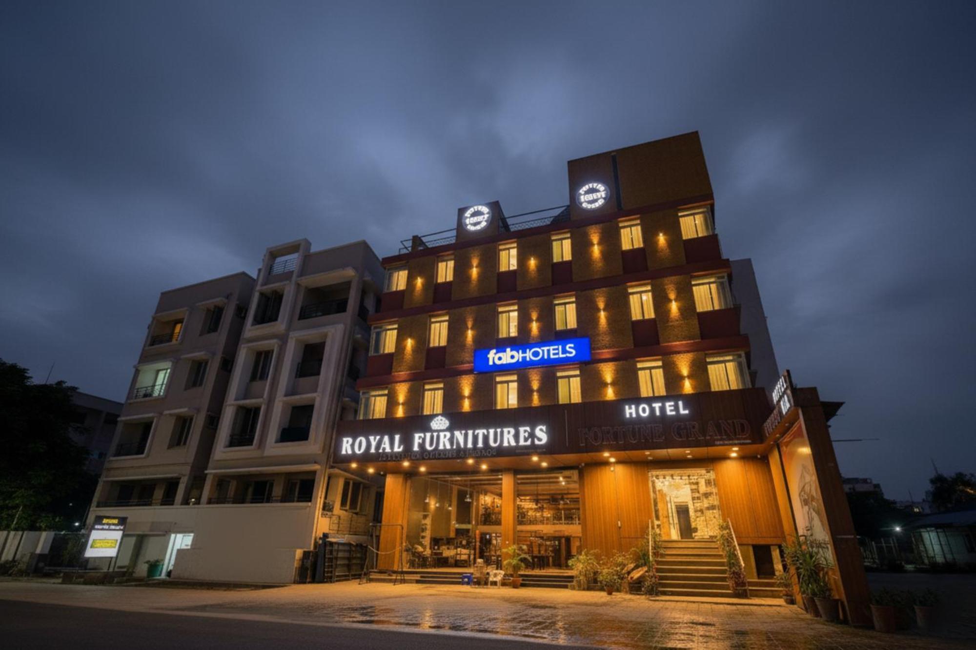 10 FabHotels Near Shri Jagannath Temple Worth Booking in Hyderabad