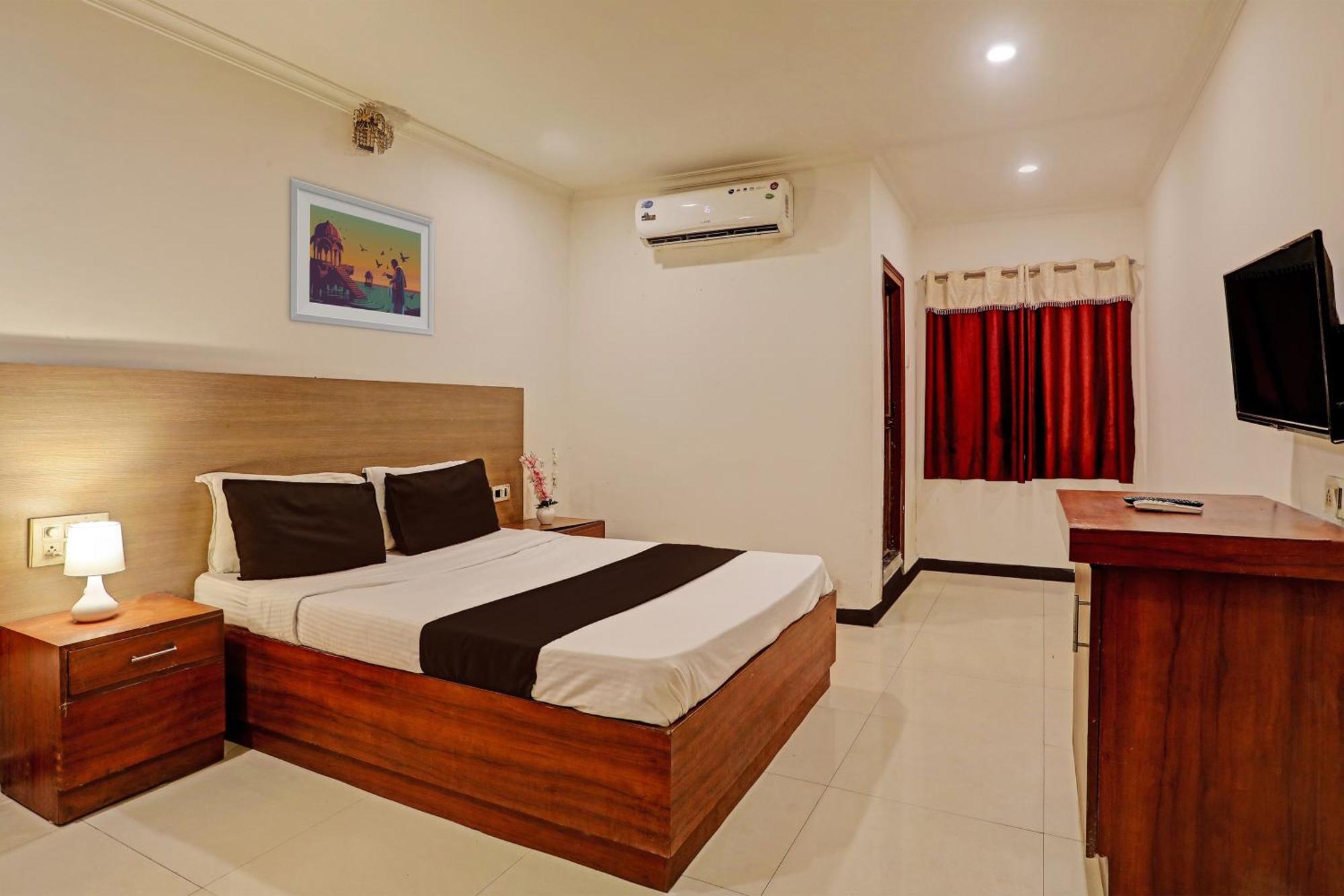 6 OYO Hotels Near NTR Gardens for Budget-Smart Stays