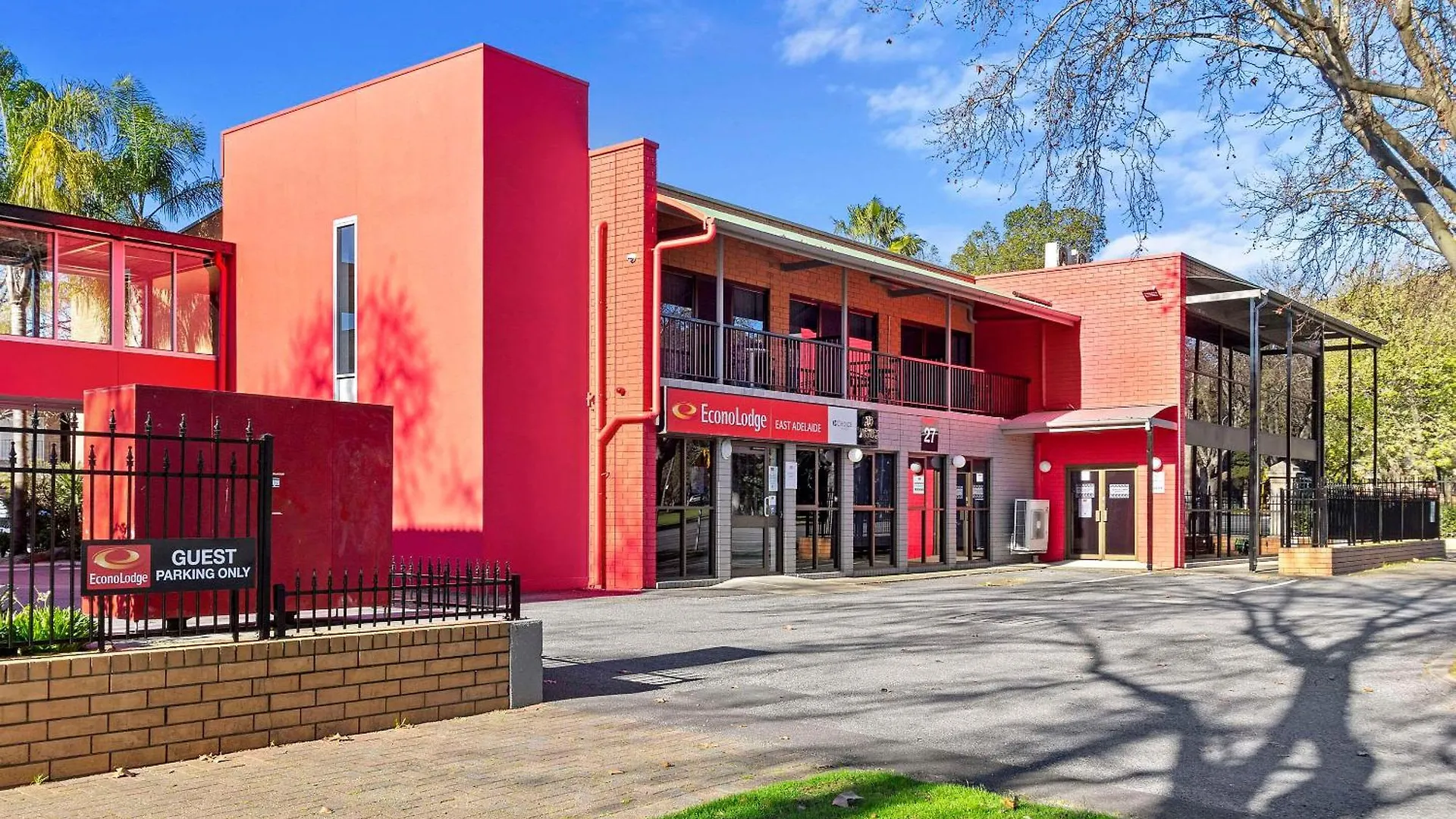4 Top-Rated Cheap & Budget Hotels In Adelaide