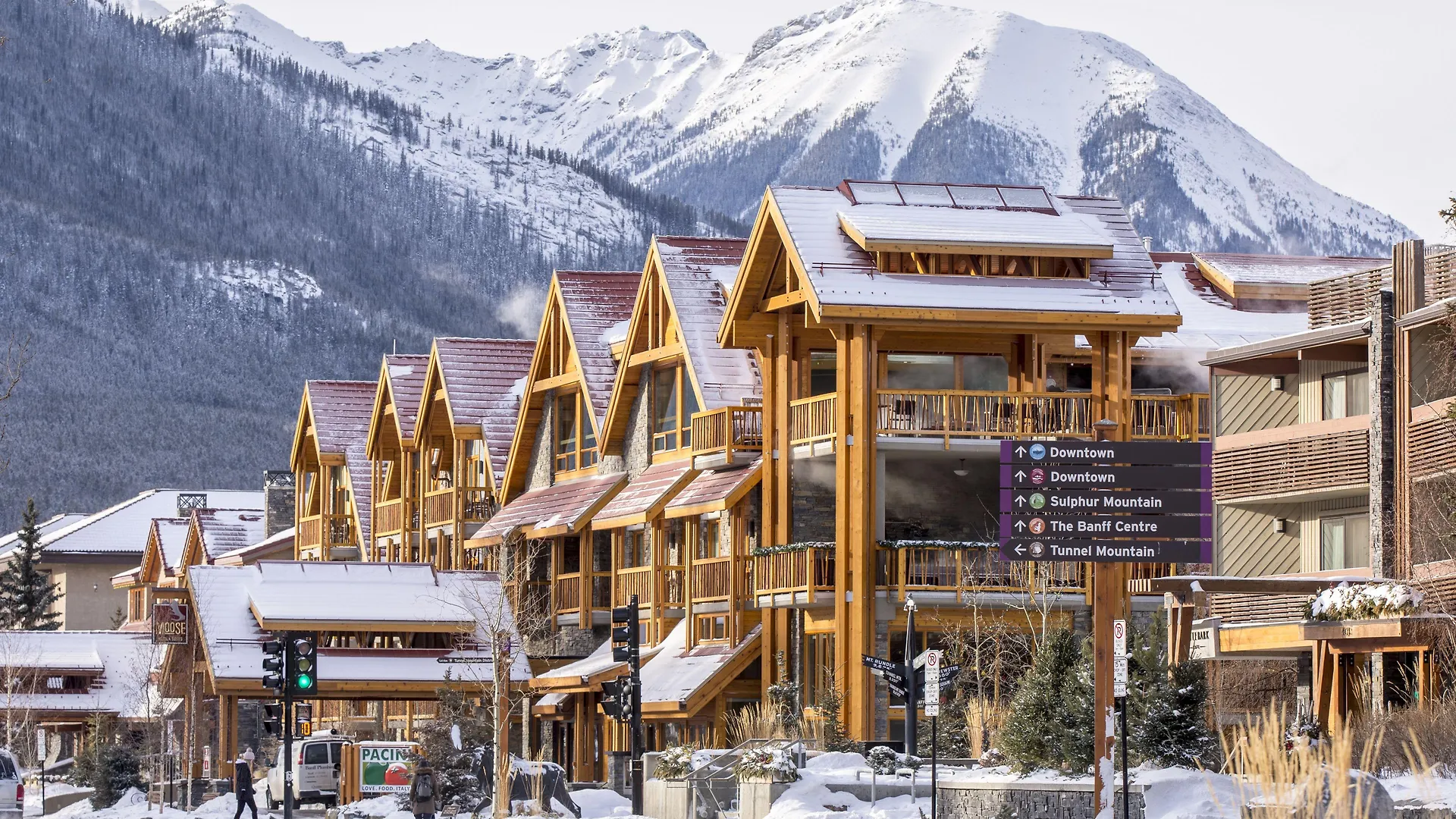 4 Central Hotels Near Banff Park Museum Worth Booking Now