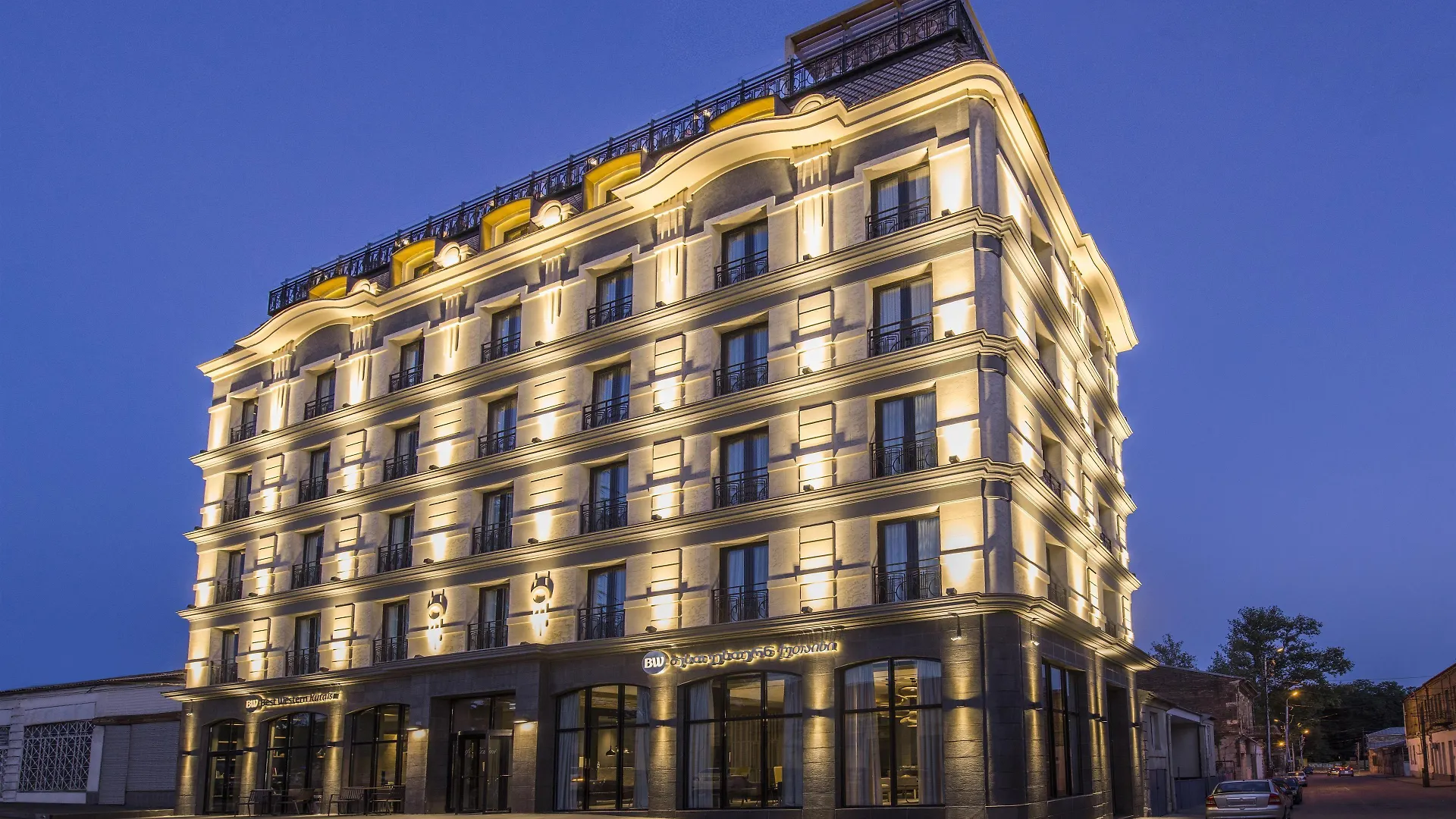 3 Central Kutaisi Hotels for Exploring Gelati Monastery