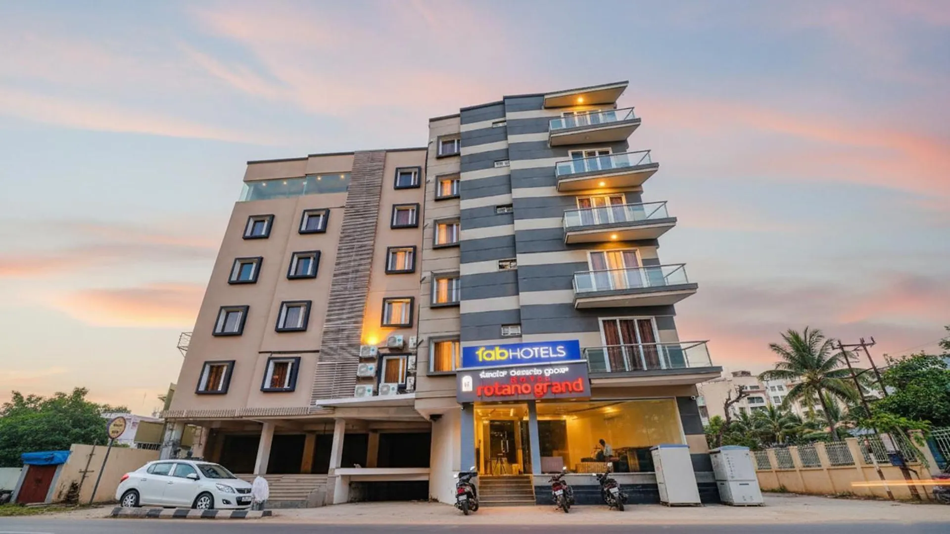 9 Smart FabHotels Near The Heritage Centre & Aerospace Museum