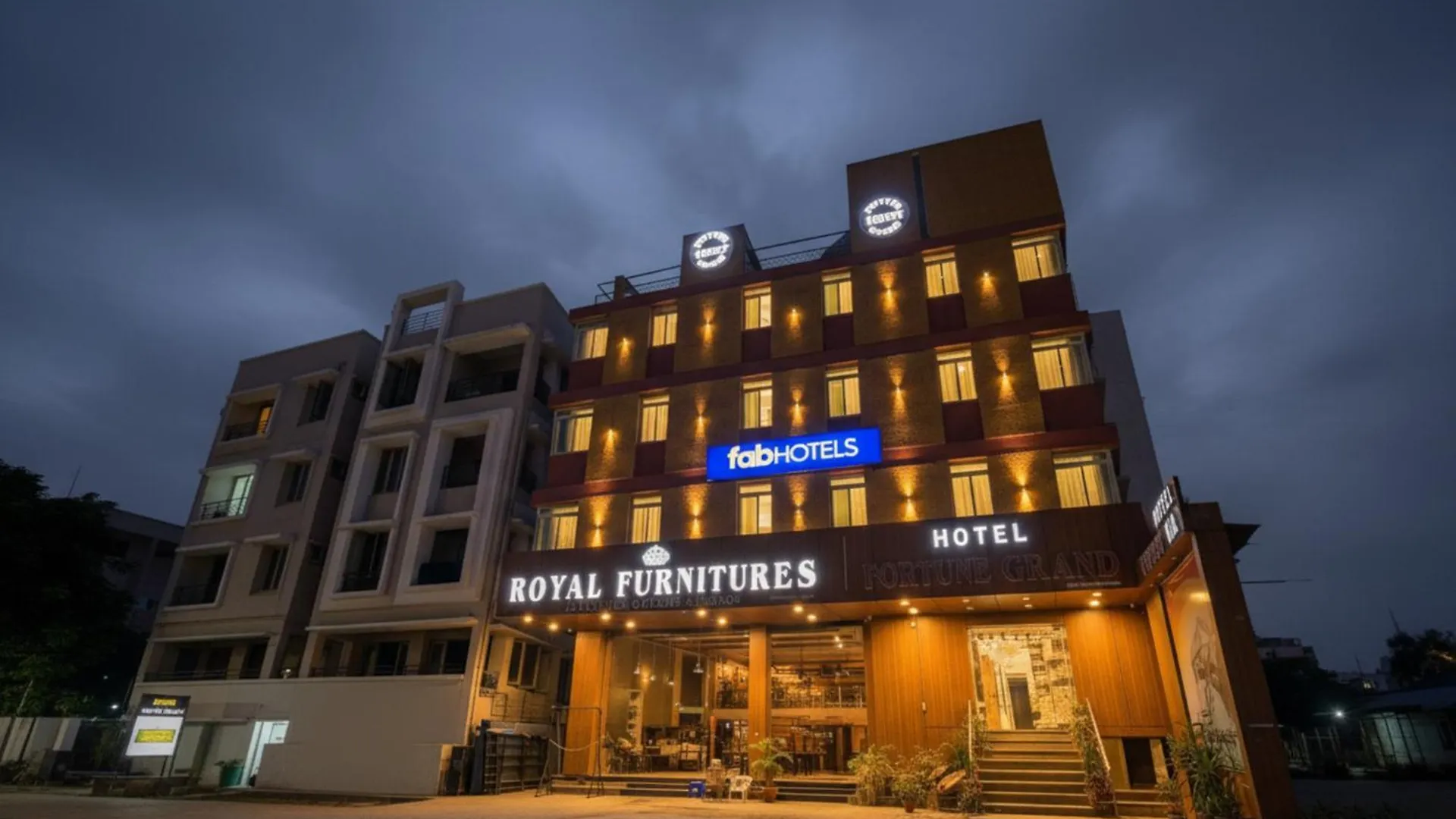 10 FabHotels Near Shri Jagannath Temple Worth Booking in Hyderabad