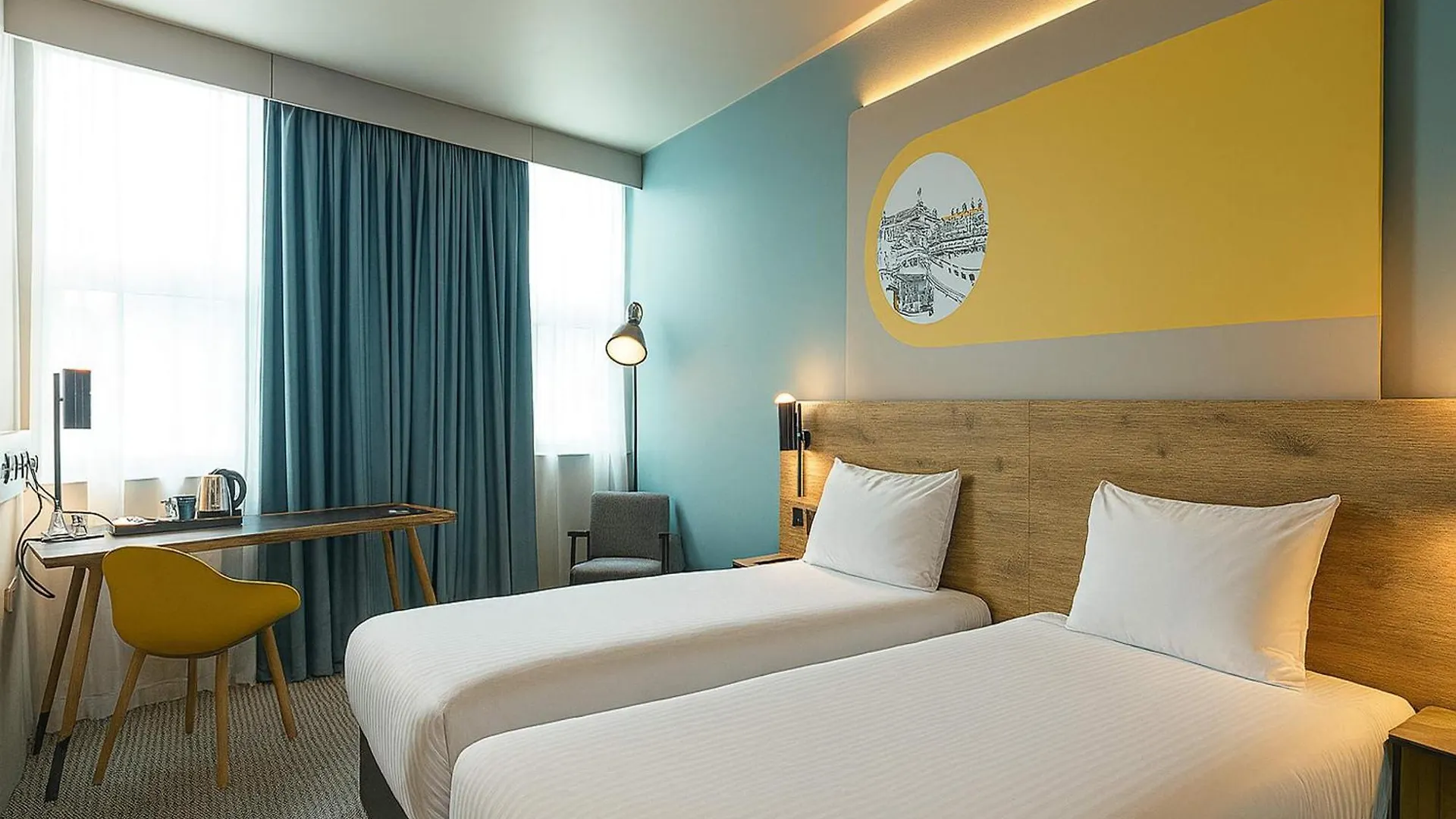 10 Resort-Style Hotels in Birmingham City Centre Reviewed