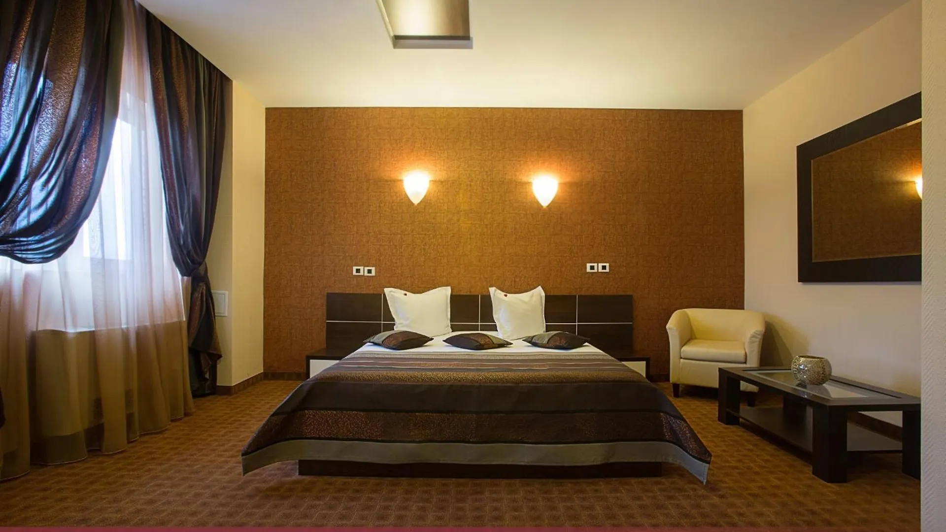 5 Family Hotels Near Promenada Mall Worth Booking in Bucharest