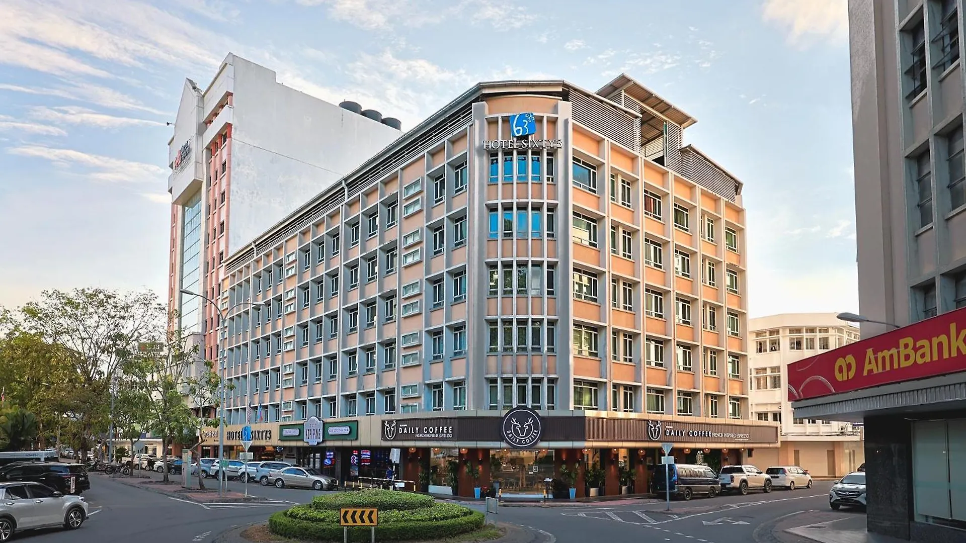 Staying Near Kota Kinabalu Wetland Centre: 15 Airport Hotels Compared