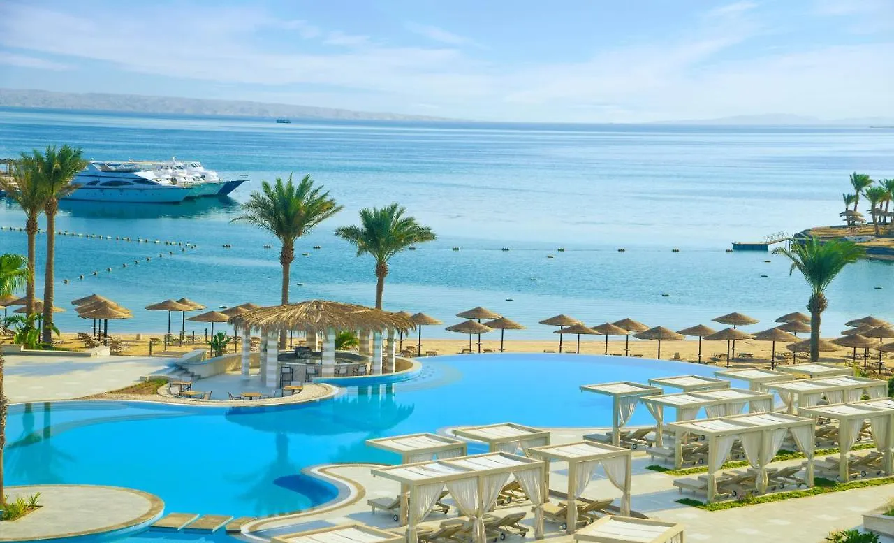 Where to Stay in Al Mamsha El Seyahi: 11 Best Resorts