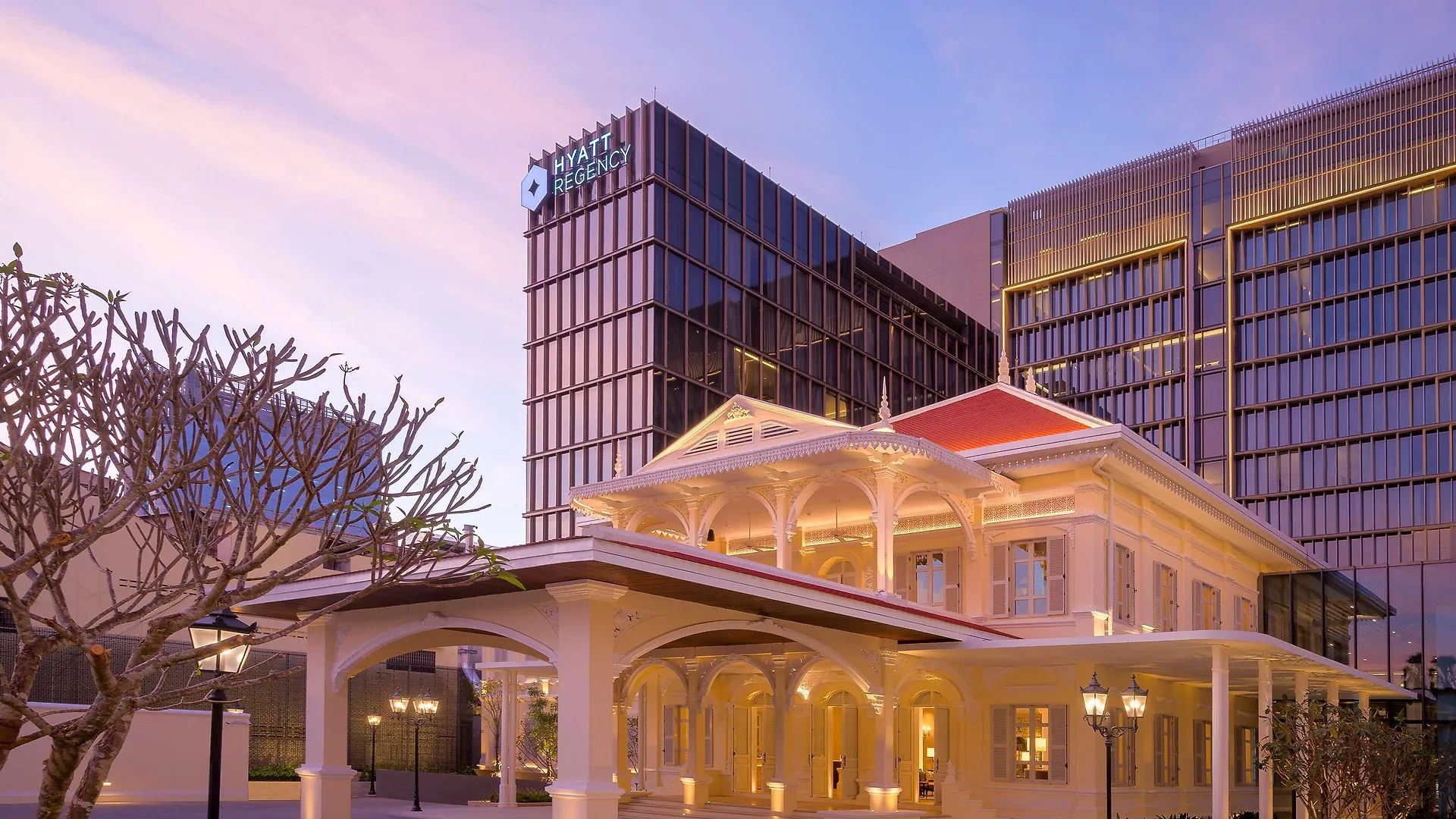 Where to Stay in Daun Penh: 7 Resort Hotels Reviewed