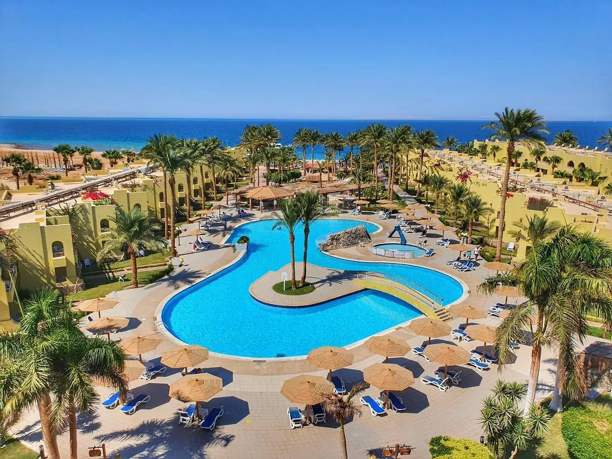 6 Family-Friendly Hotels in Al Ahyaa That Deliver on the Red Sea