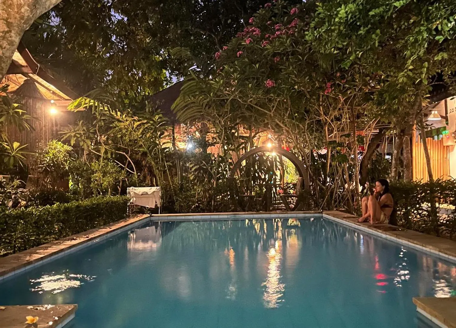 Staying in Prawirotaman: 5 Airport Hotels Compared