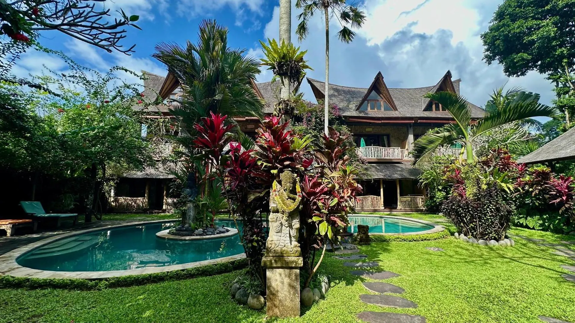 15 Central Hotels Near Sangeh Monkey Forest Worth Booking