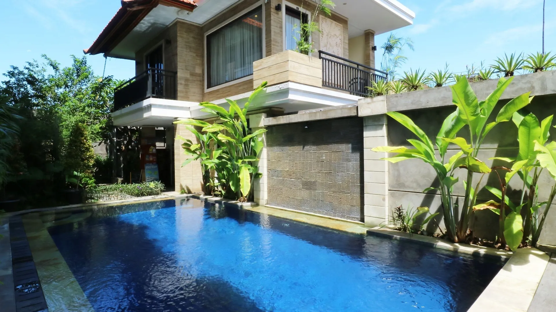 Where to Stay in Downtown Kuta: 5 Best 2-Star Hotels