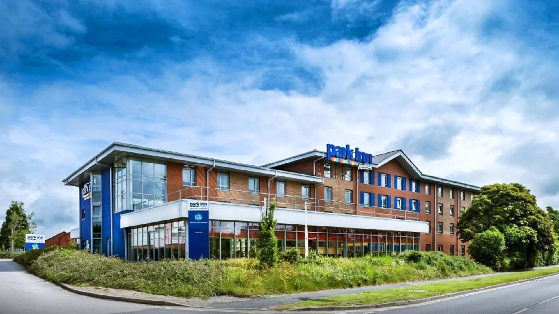 5 Exceptional Design Hotels Close to Sandwell Valley Country Park
