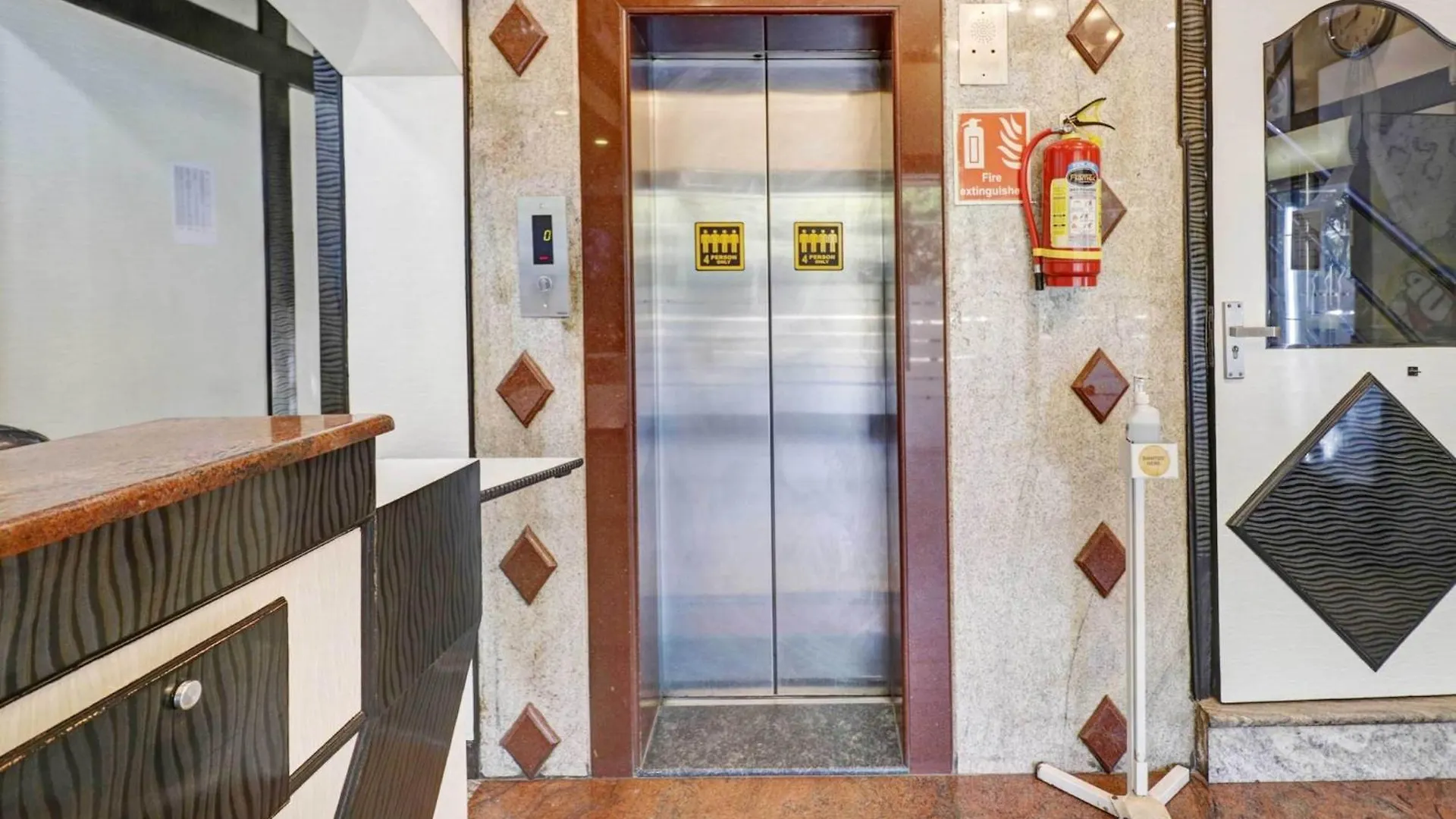 4 OYO Hotels Near Ulsoor Lake That Deliver Value