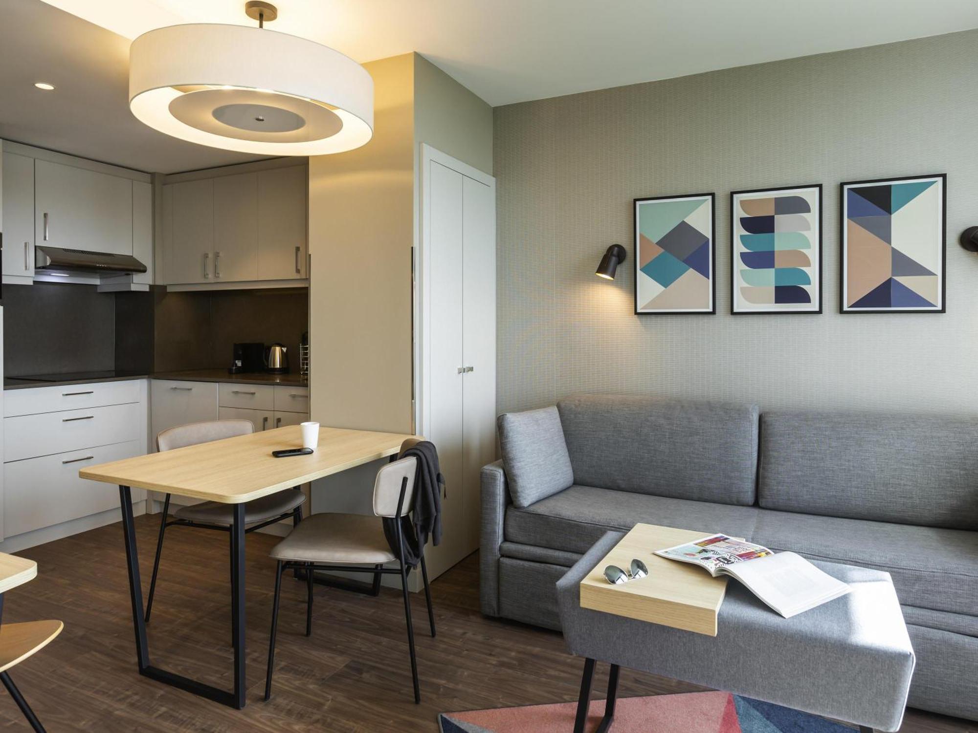 Staying in Newham: 15 Family-Friendly Hotels Compared