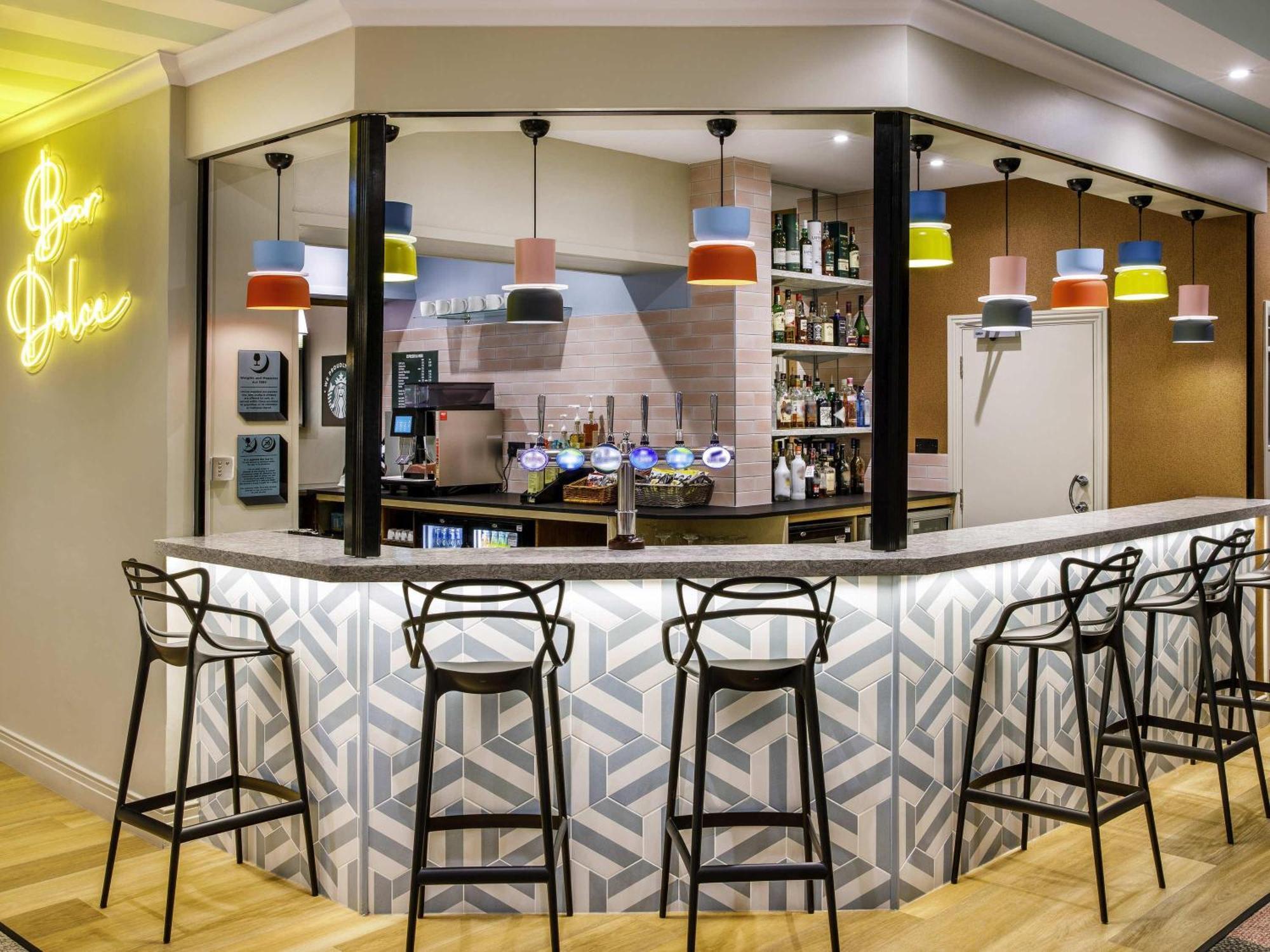 12 Central Hotels Near Meyrick Park Worth Booking
