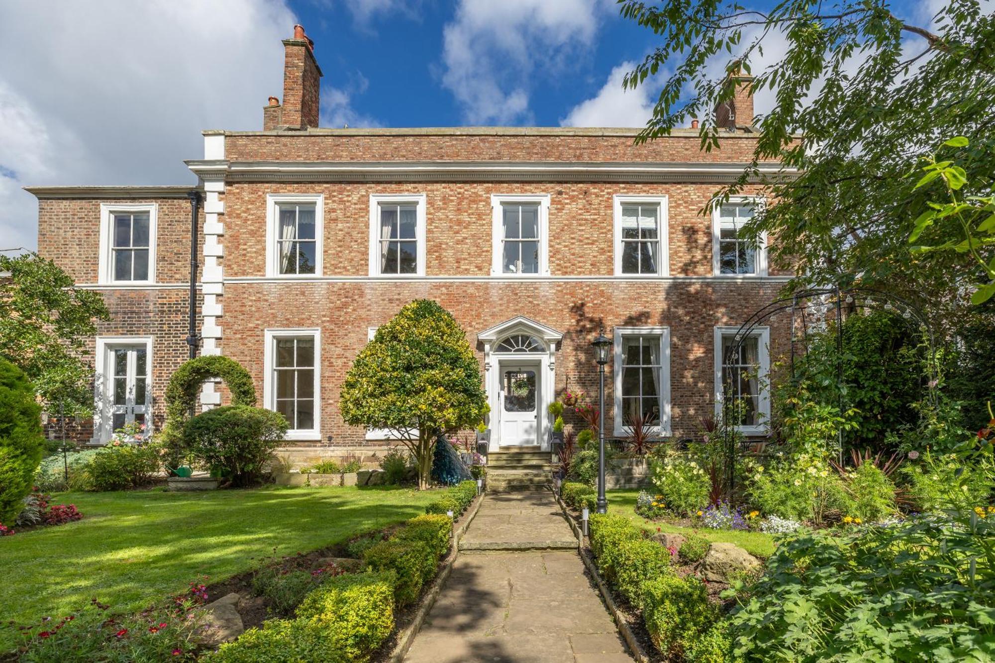 Where to Stay Near Whitby Abbey: 13 Central Hotels Reviewed