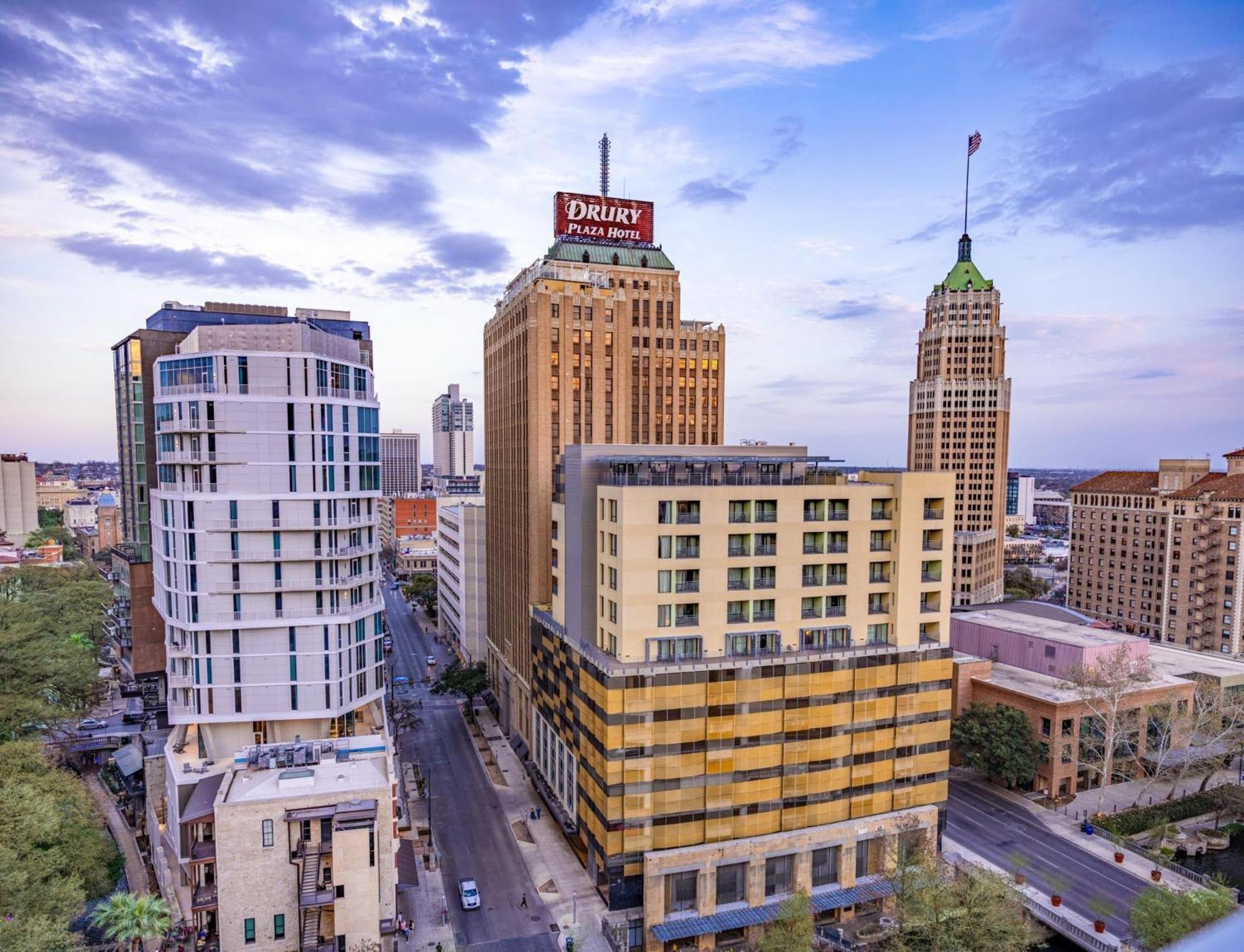 Where to Stay for Romance: 9 Hotels in San Antonio's Riverwalk