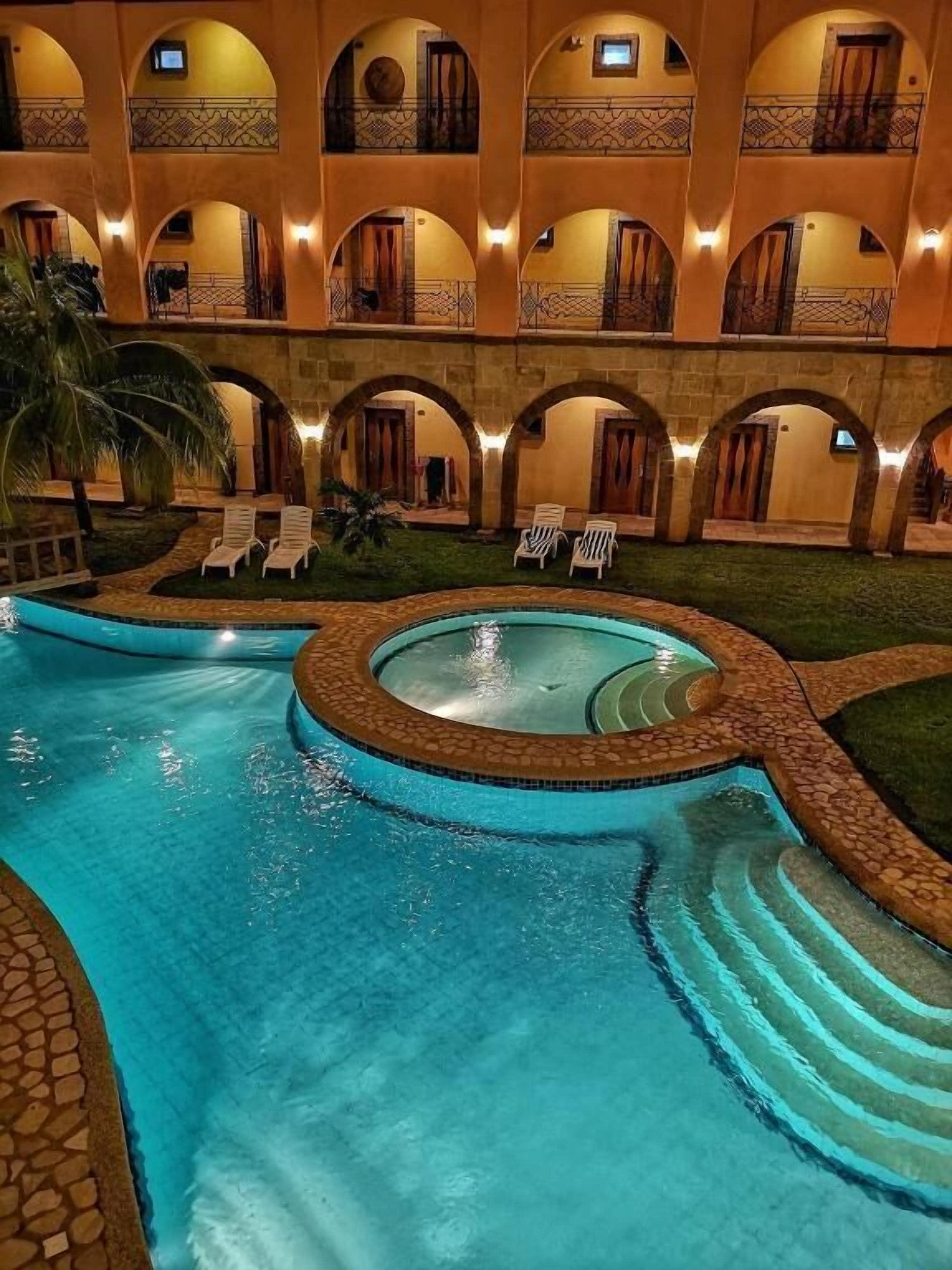 6 Smart Central Hotels Near Twin Lagoon Worth Booking
