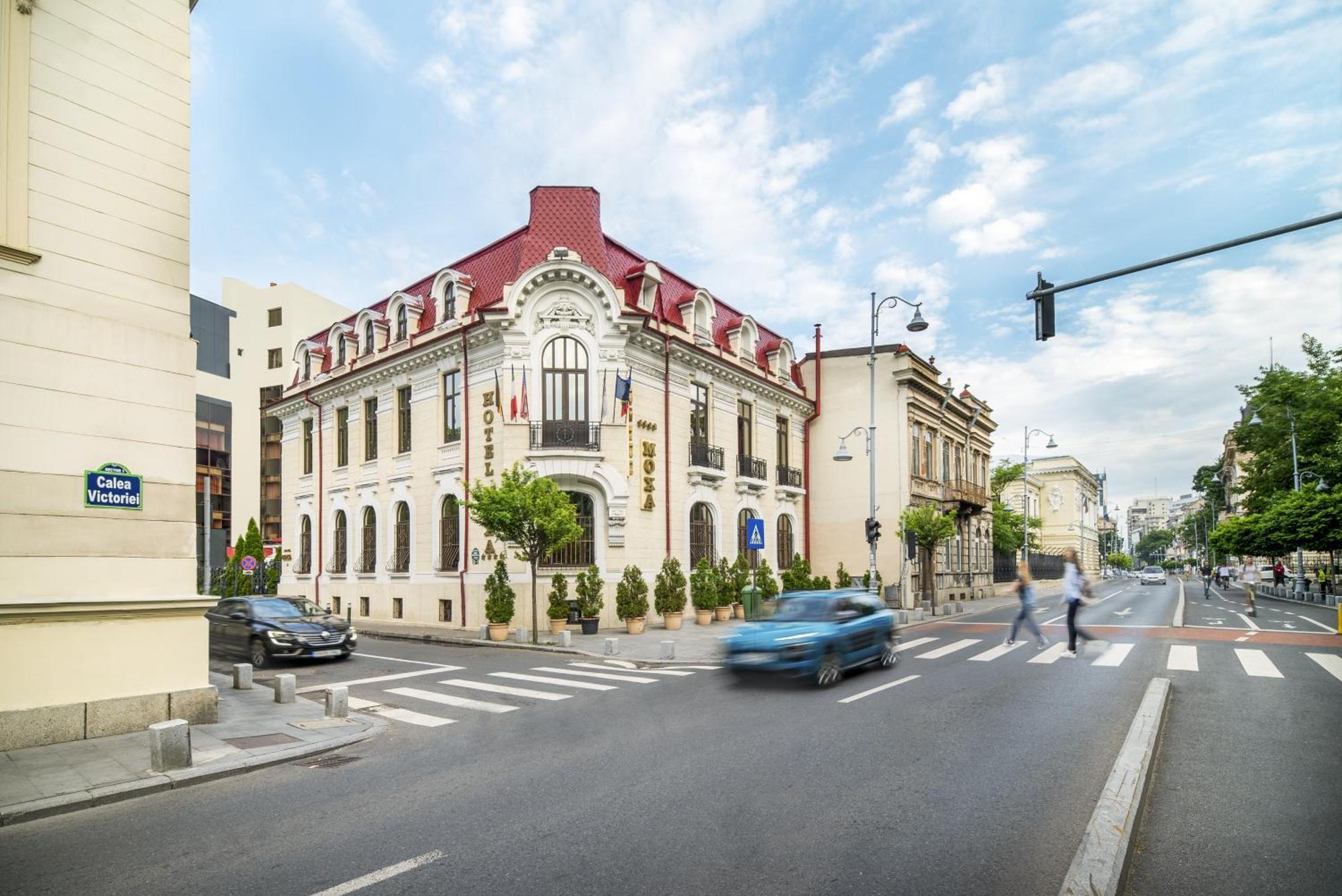 12 Smart Family-Friendly Hotels on Victoriei Avenue Worth Booking