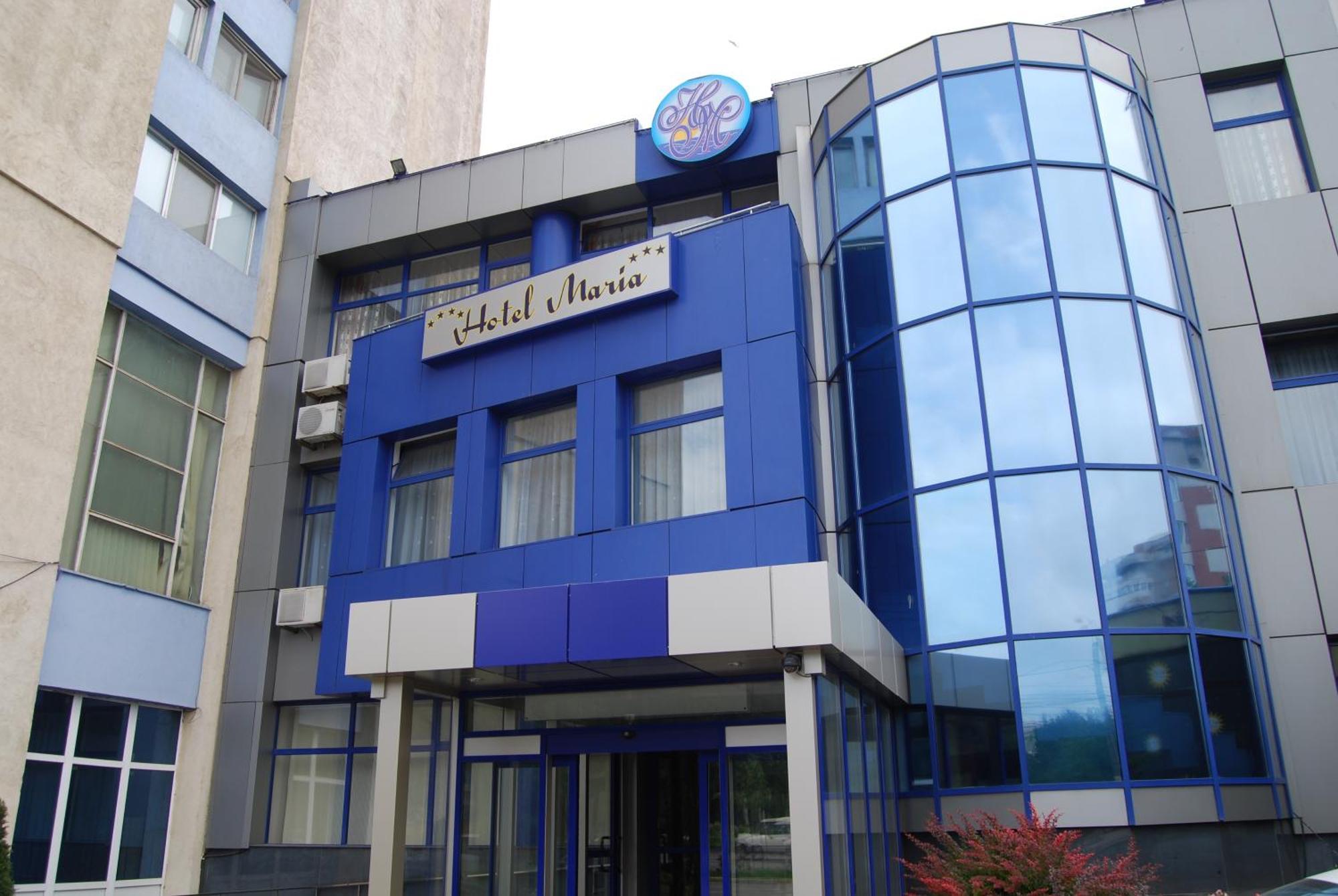 Staying Near Aqua Magic, Mamaia: 15 Central Hotels Compared