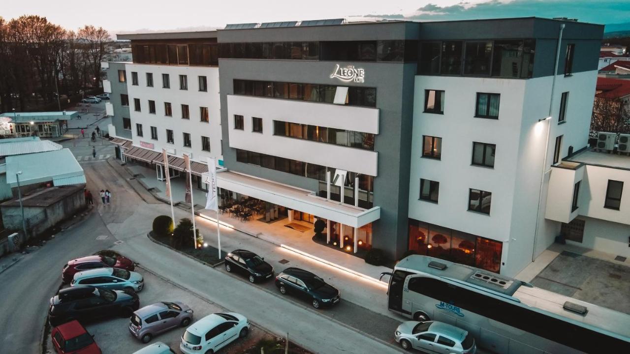 7 Central Hotels Near Apparition Hill That Deliver