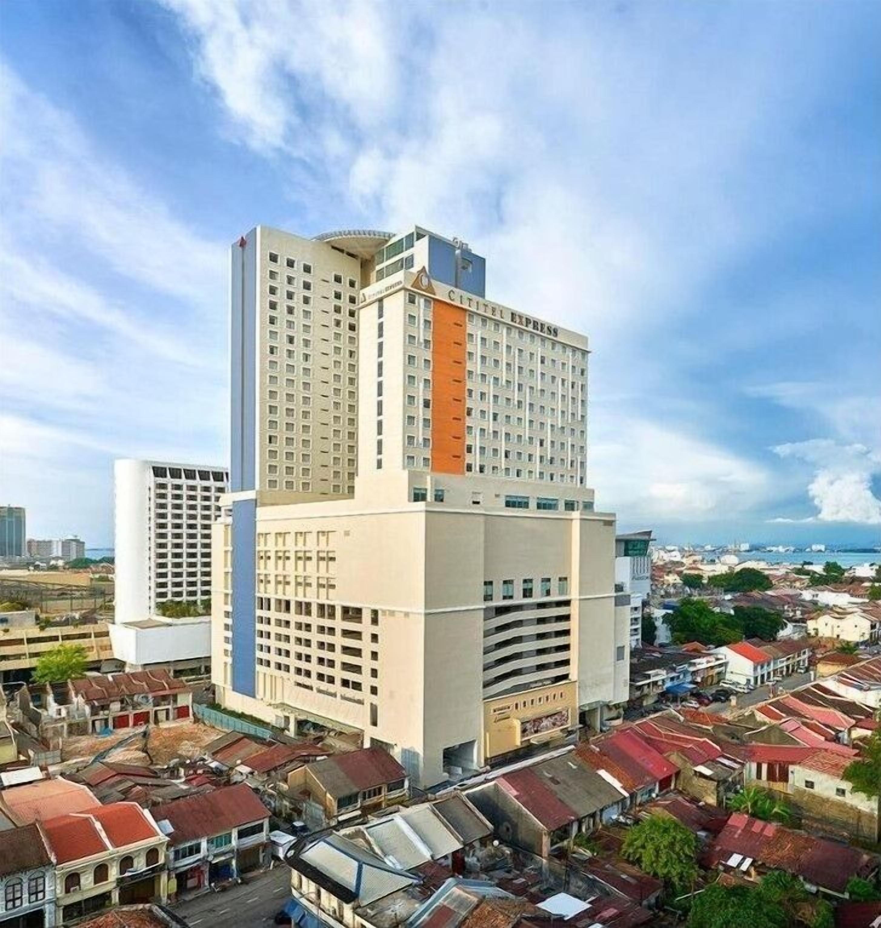 15 Central Hotels Near Wonderfood Museum for George Town Access