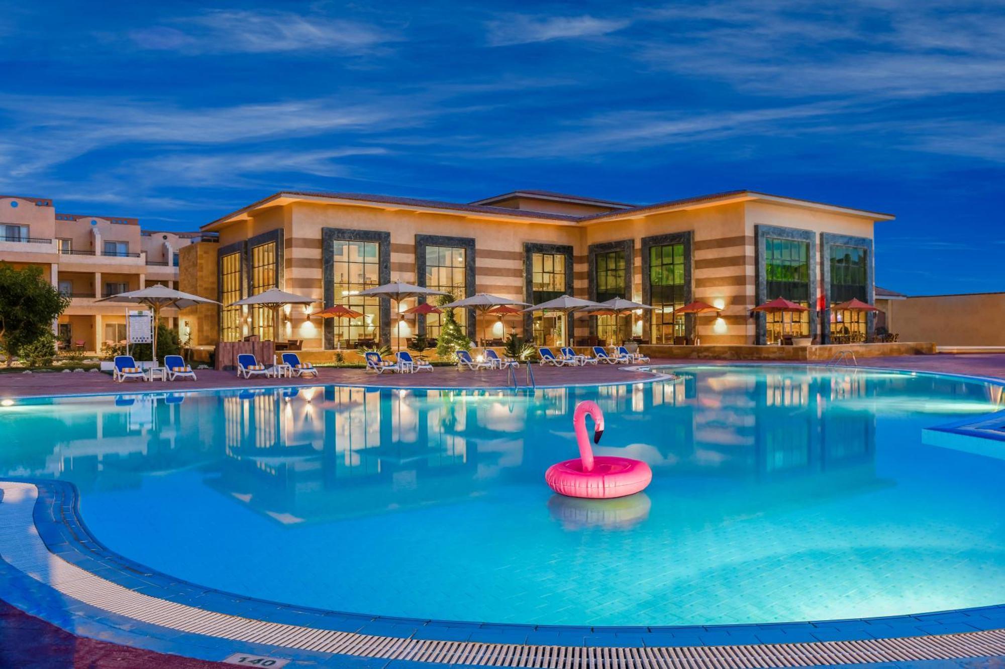 4 Family Hotels in Sidi Abd El-Rahman Worth Booking