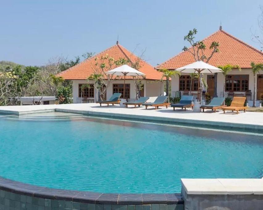 Where to Stay Near Balangan Beach: 4 Central Hotels Reviewed