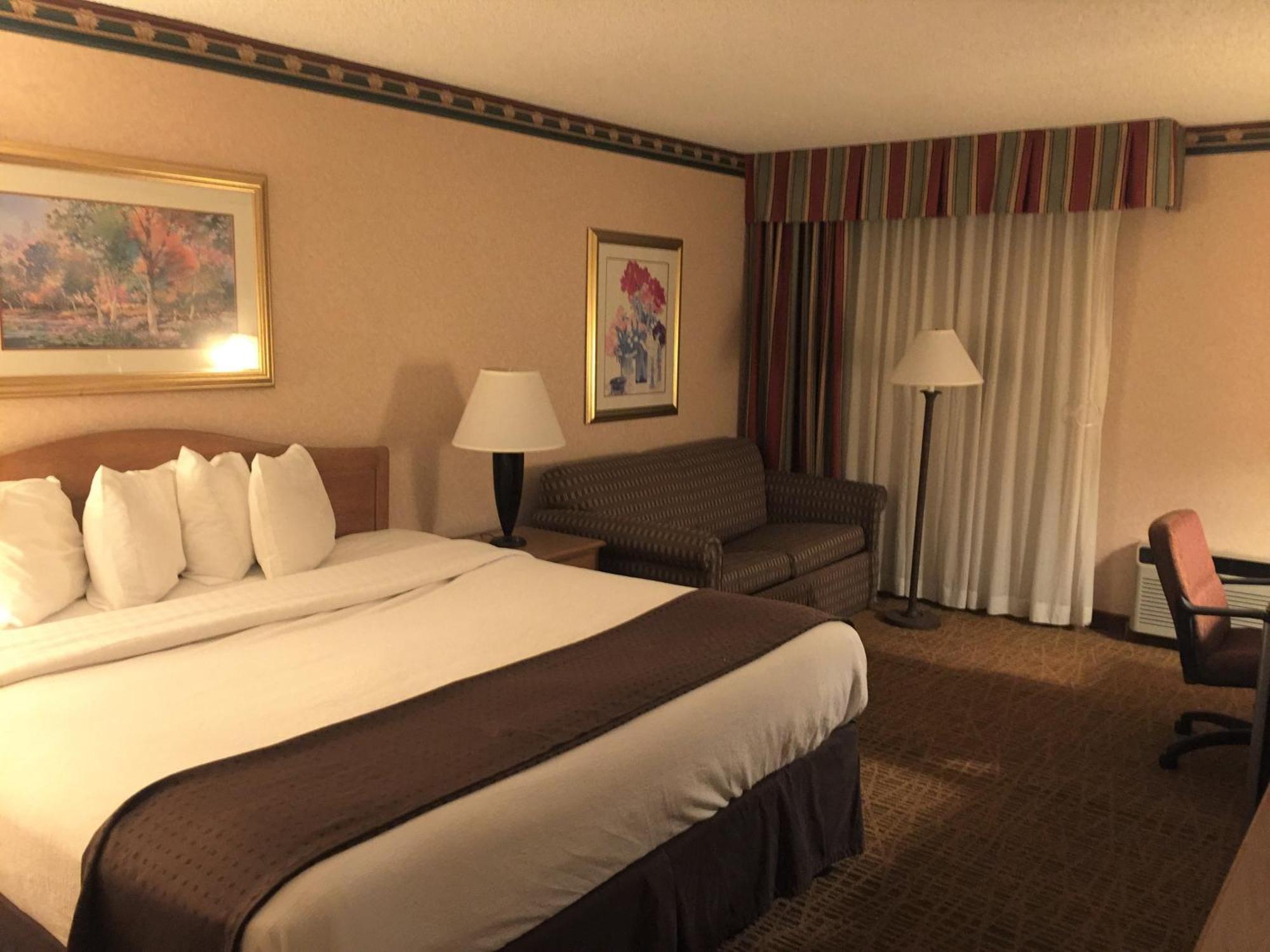 Where to Stay Near Ada County Courthouse: 10 Airport Hotels in Boise