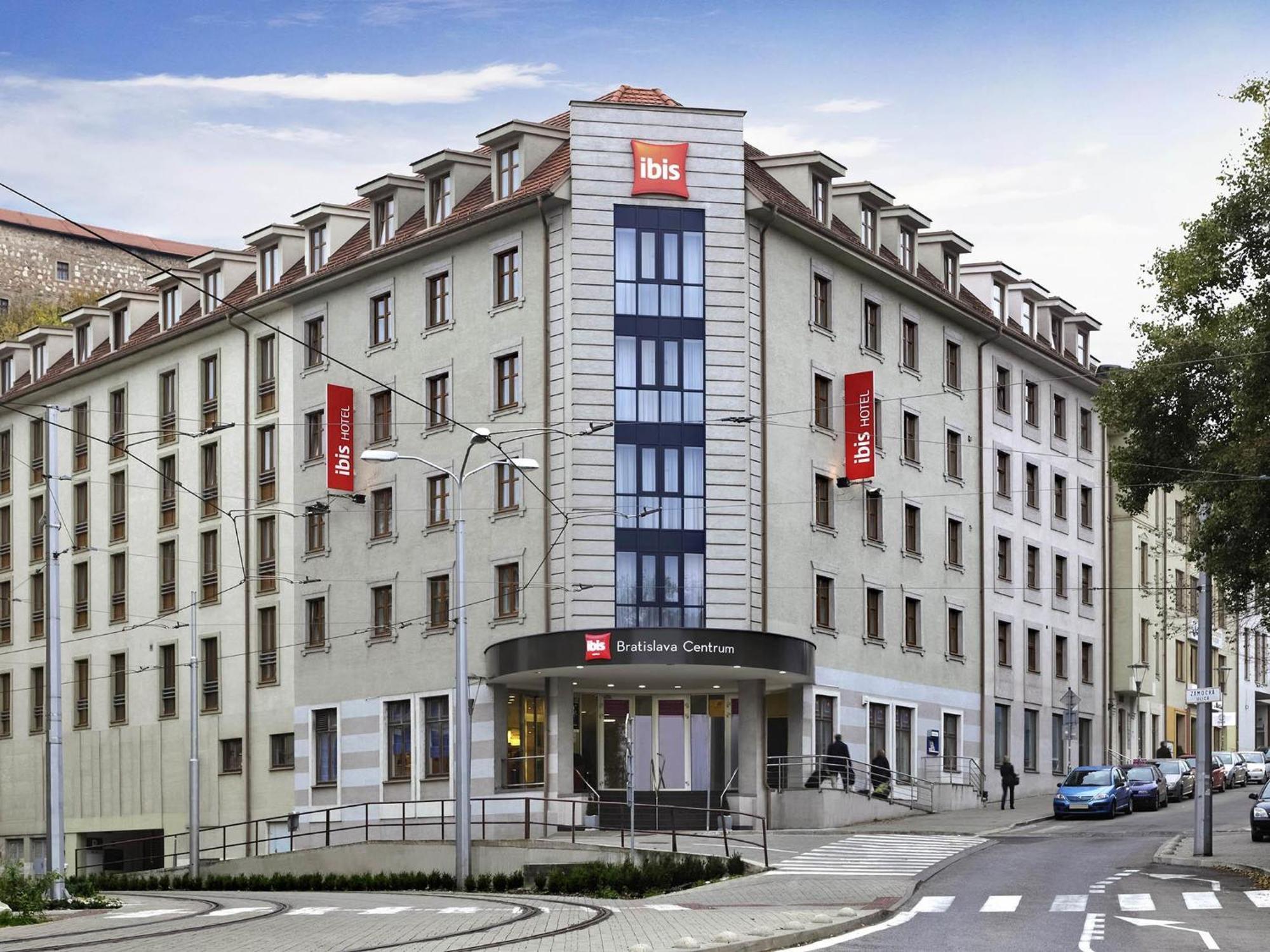 14 Top-Rated Hotels in Stare Mesto With Airport Access