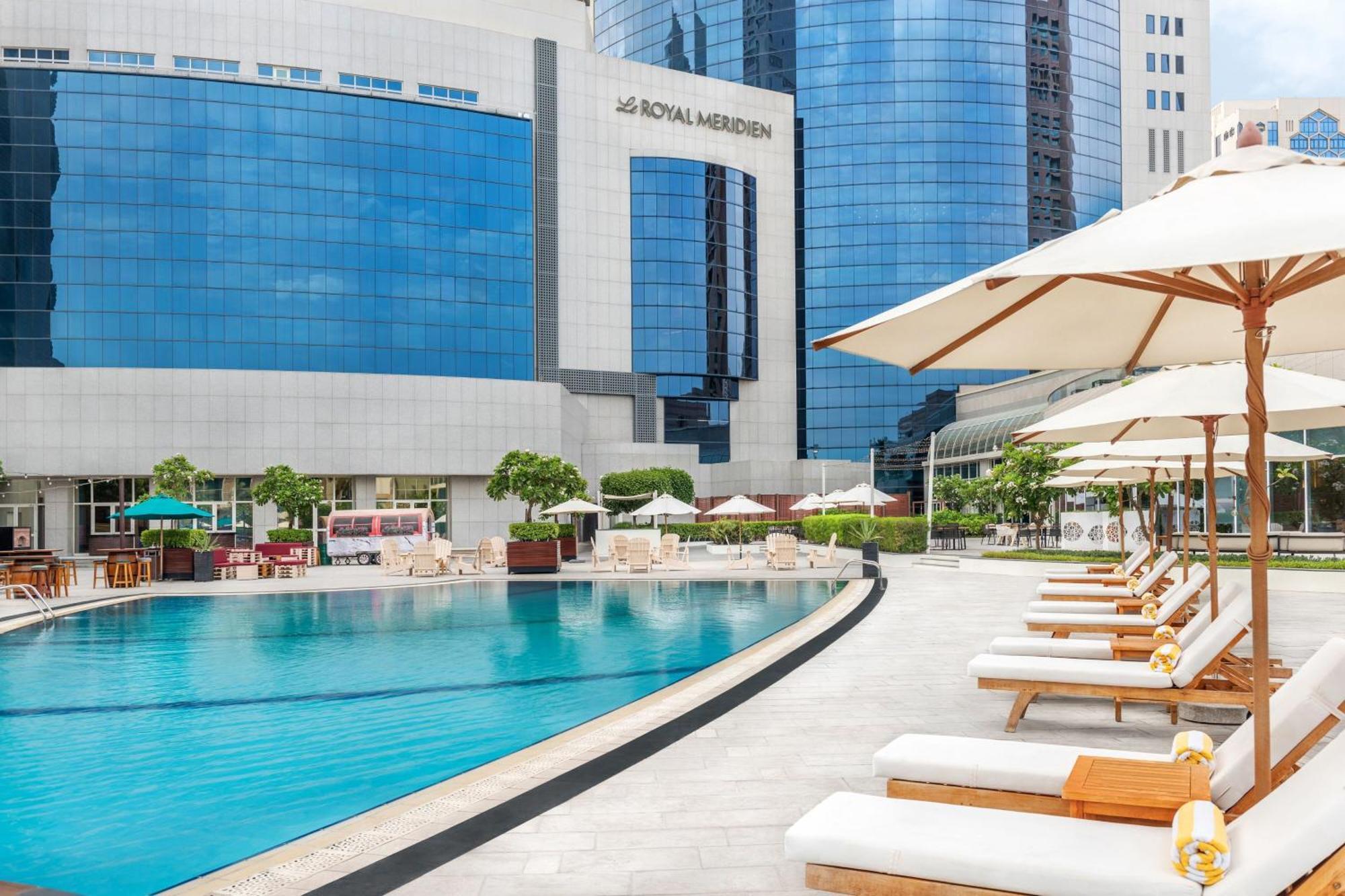 Staying in Downtown Abu Dhabi: 2 Le Méridien Hotels Compared
