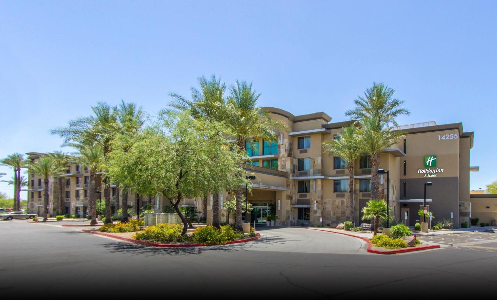Where to Stay Near Mountain View Park: 7 Best Business Hotels