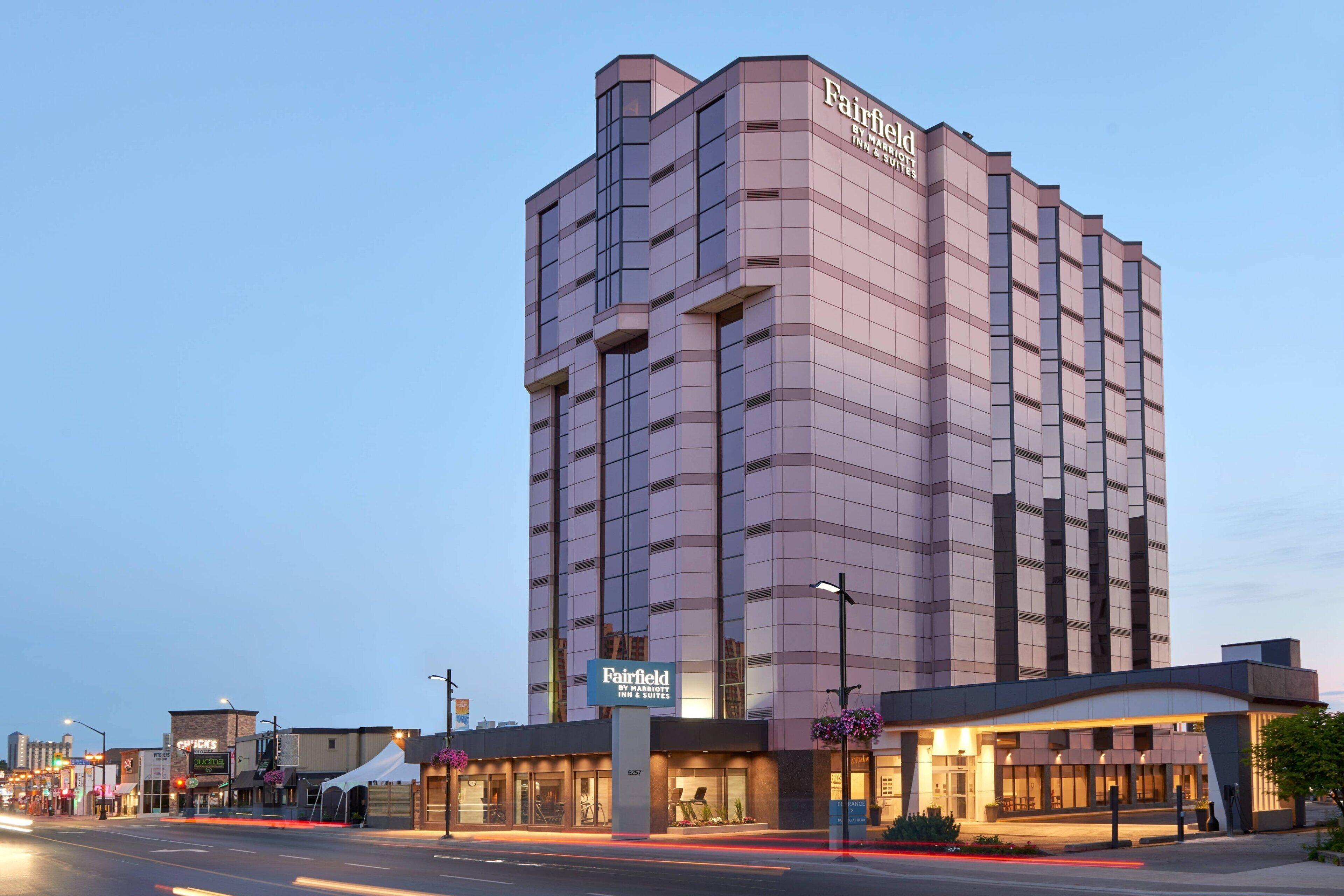 4 Business Hotels in Fallsview Worth Booking Now