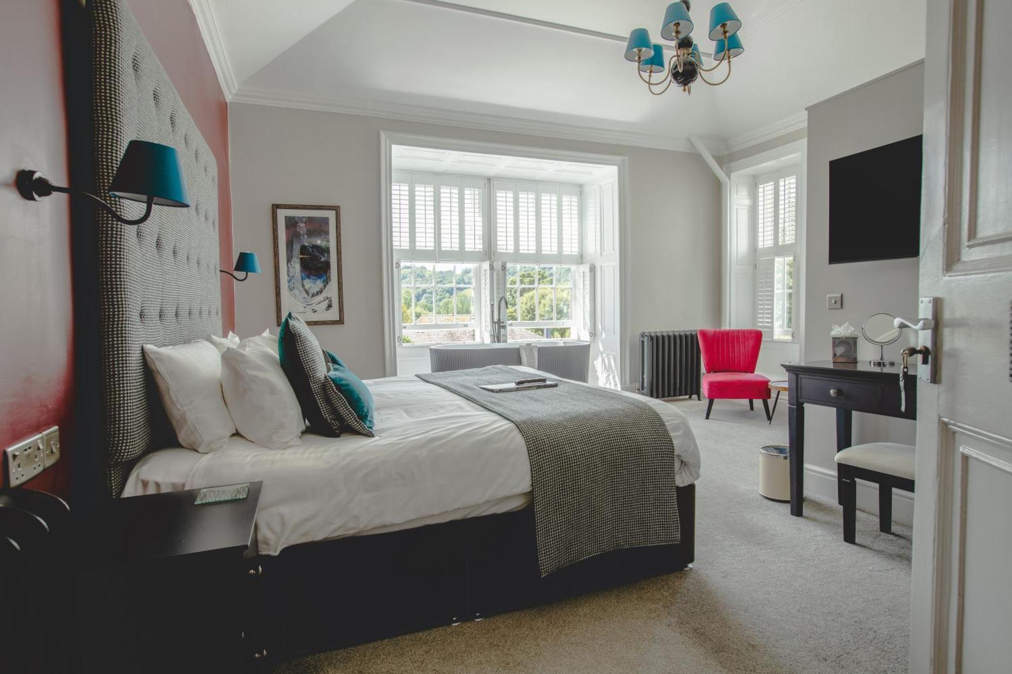 Staying Near Tarn Hows: 4 Family Hotels Compared
