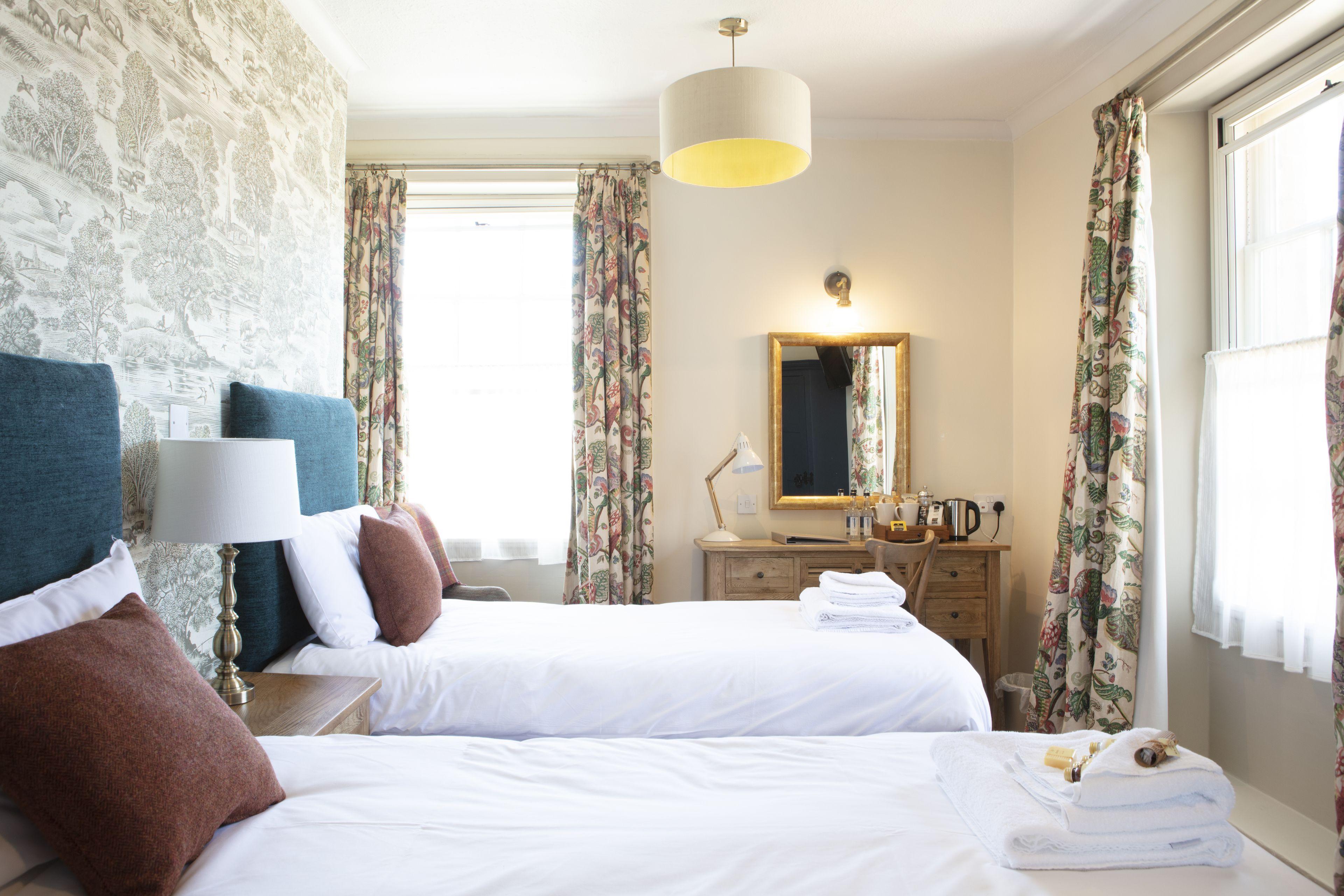 4 Smart Family Hotels Near St Lawrence's Church Worth Booking