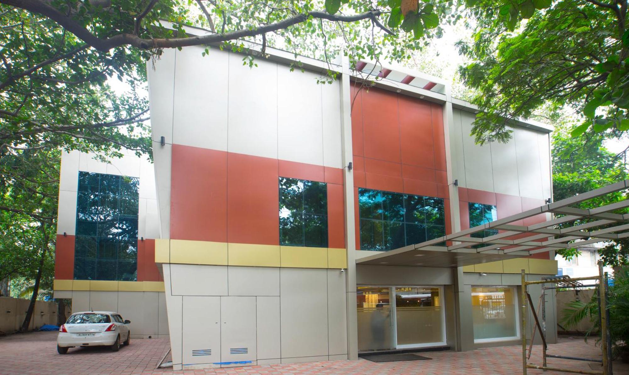 Staying in Western Suburbs: 5 Treebo Hotels Compared