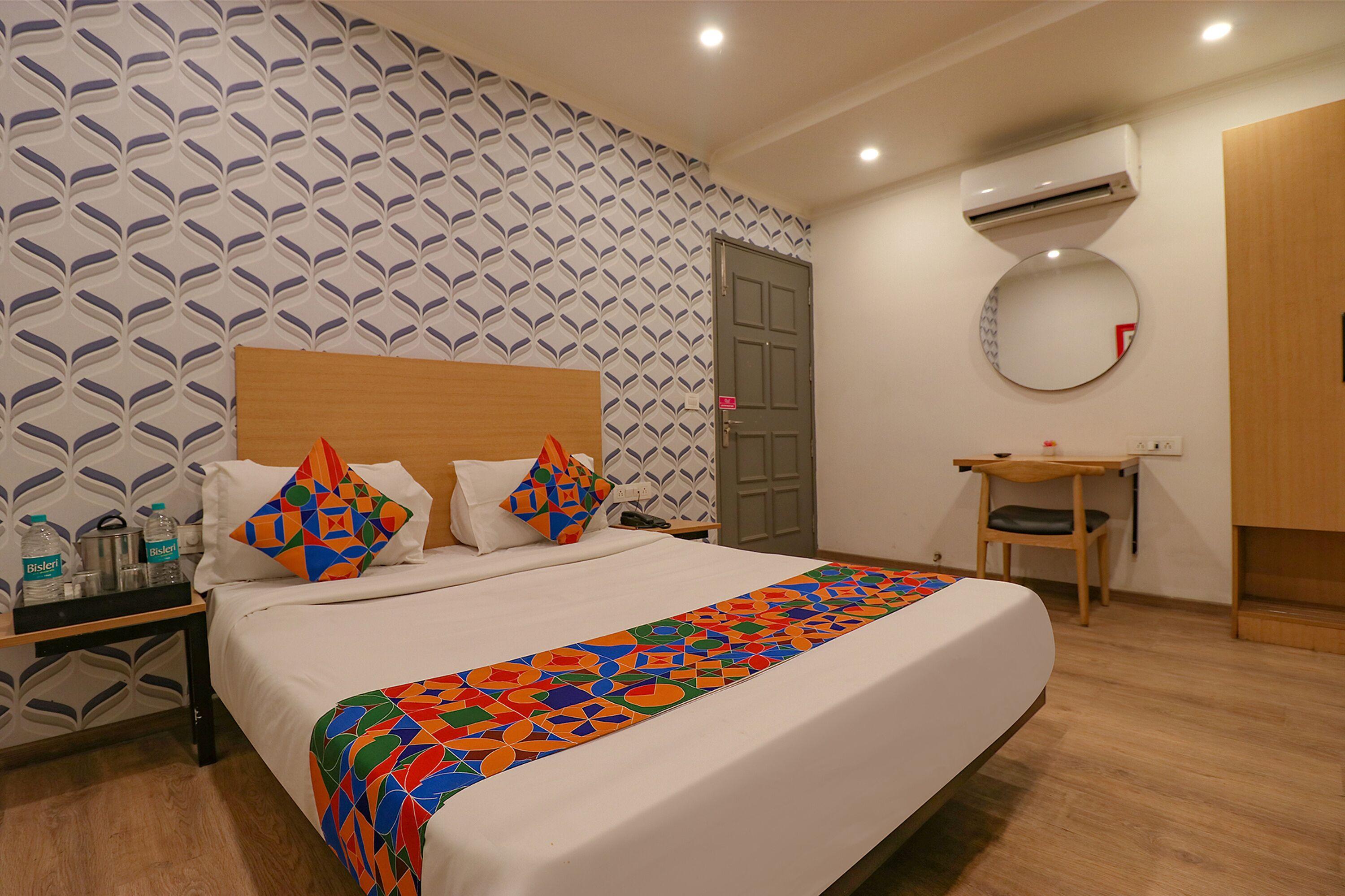 4 FabHotels Near Qutub Minar That Deliver Value