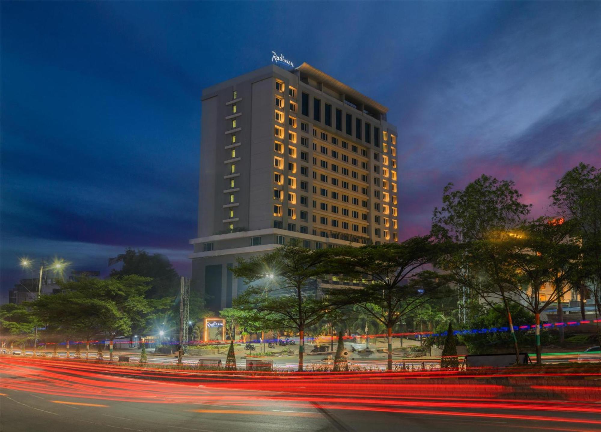Staying In HITEC City: 6 Spa Hotels Compared