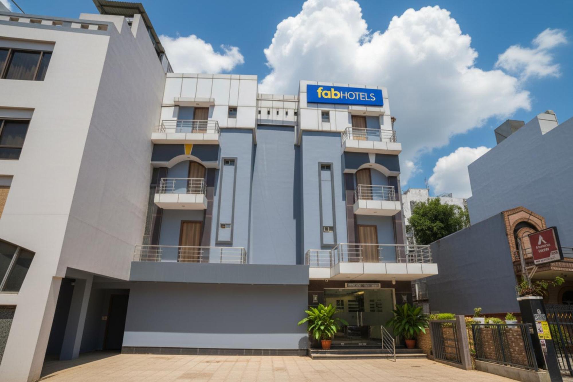 4 FabHotels Worth Booking Near Supreme Court of India