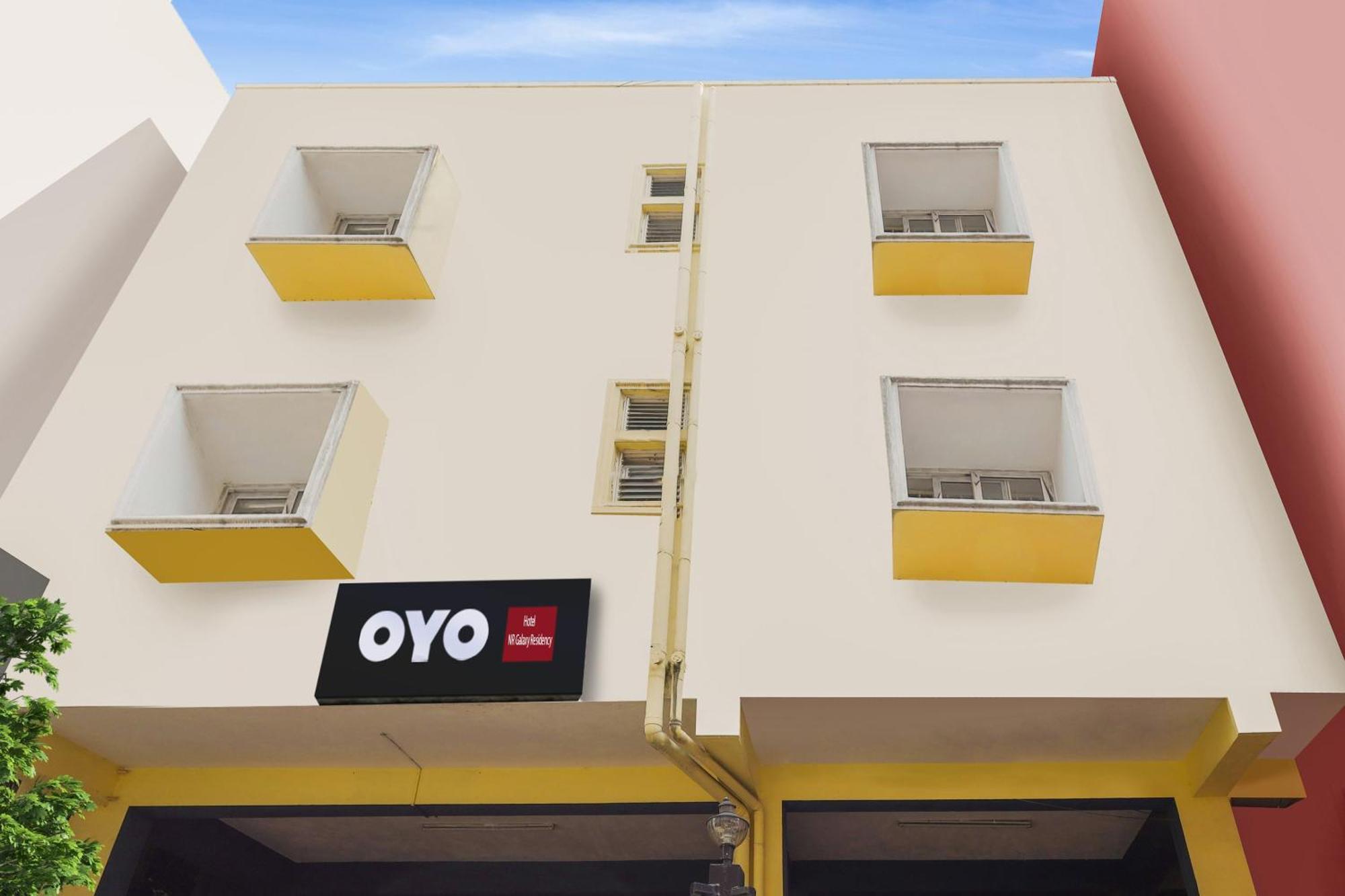 6 OYO Rooms Hotels Close to Vadapalani Murugan Temple