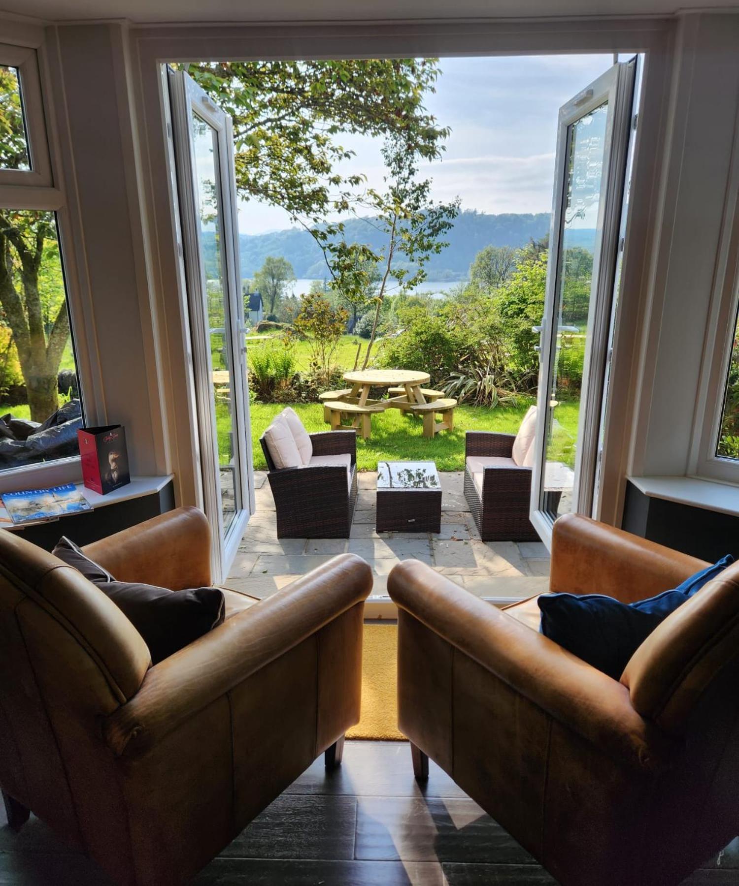 4 Family Hotels Near Lake Windermere That Deliver