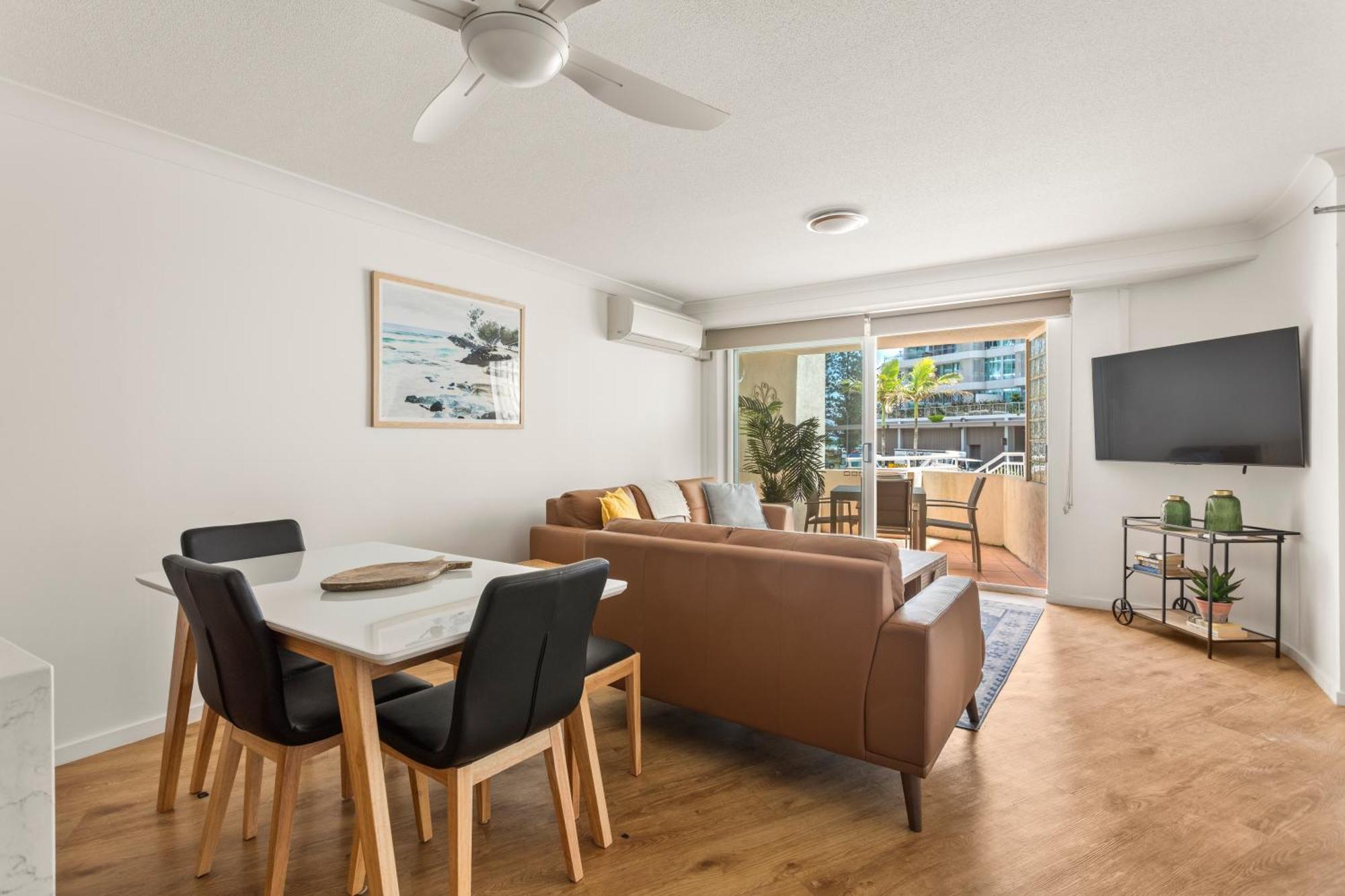 Staying Near Gold Coast Airport: 12 Coolangatta Hotels Compared
