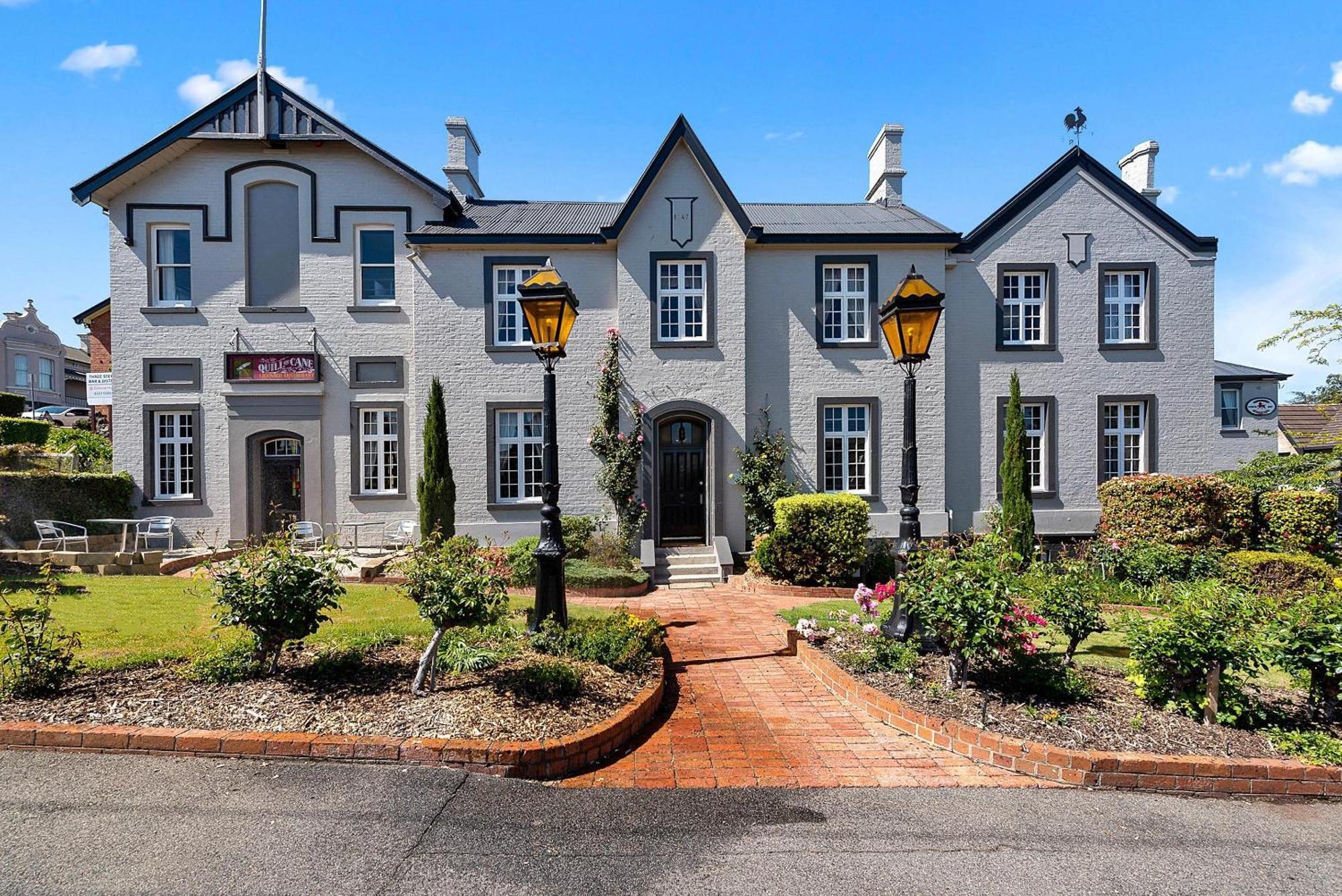 Staying In Launceston CBD: 6 Family Hotels Compared